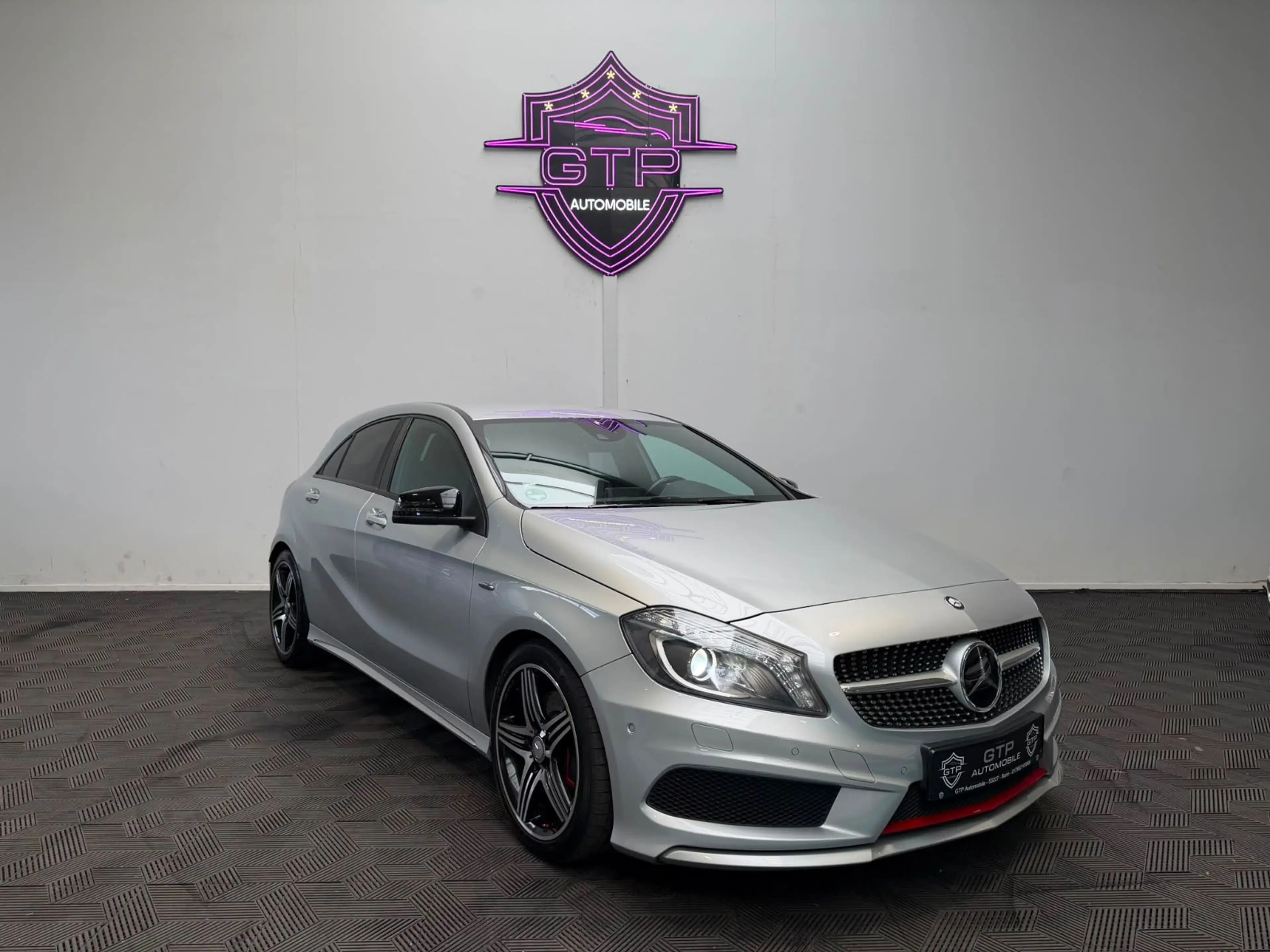 Mercedes-Benz A 250 Sport AMG-Line *LED*Memory*SHZ* — photo 2