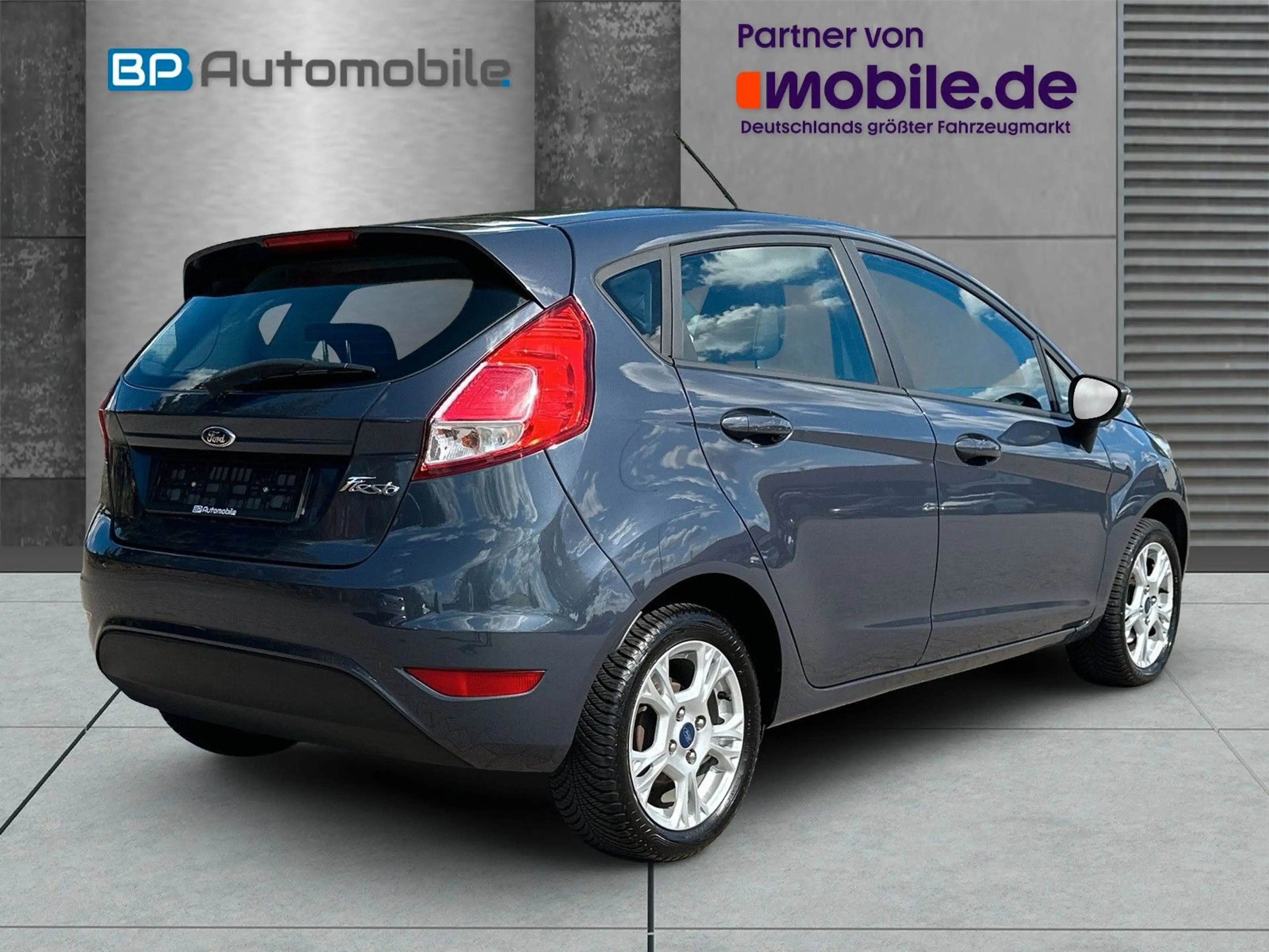 Ford Fiesta Trend 1.25 *wenig KM*5-Türer*HU NEU* — photo 6