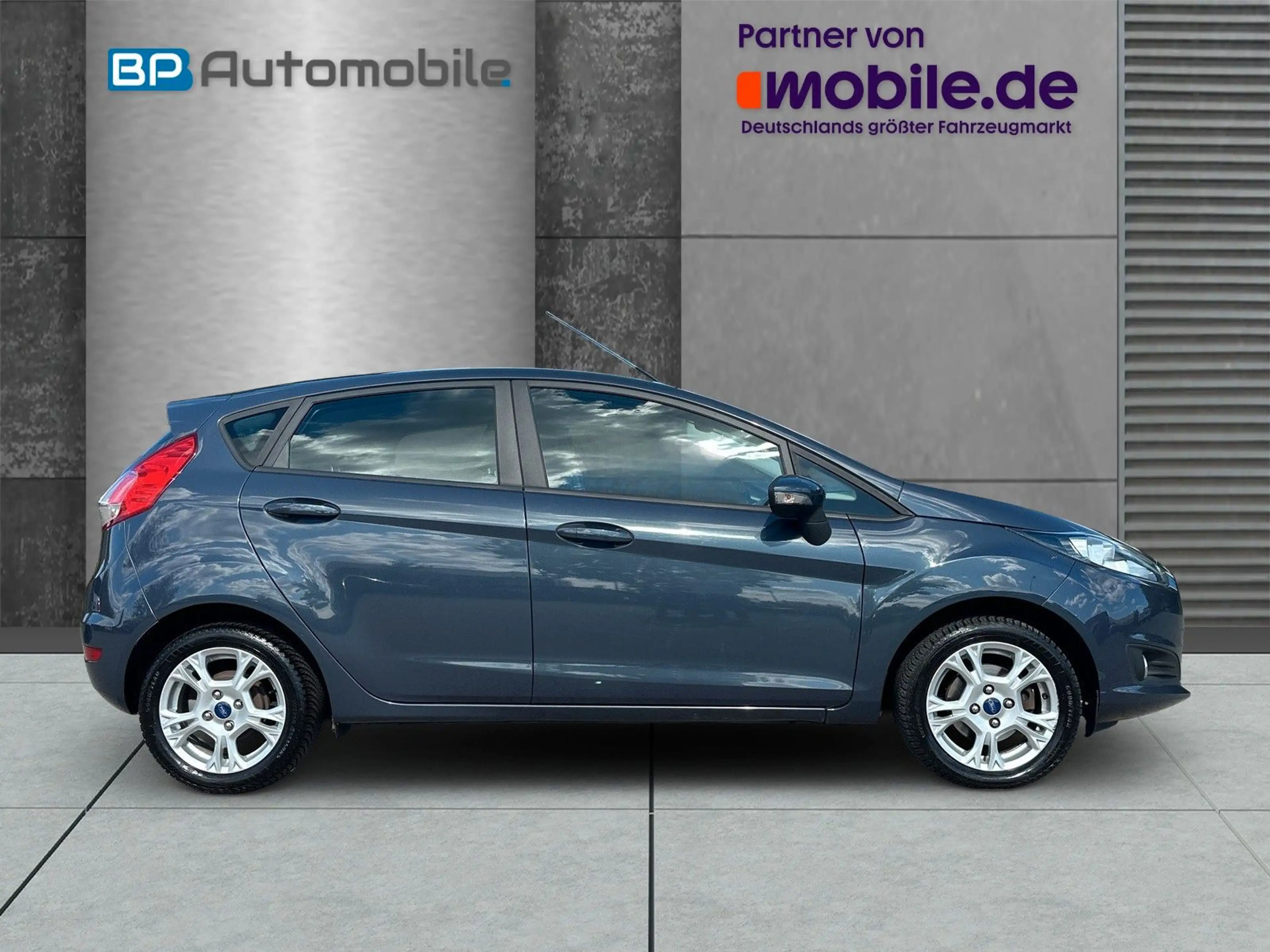 Ford Fiesta Trend 1.25 *wenig KM*5-Türer*HU NEU* — photo 9