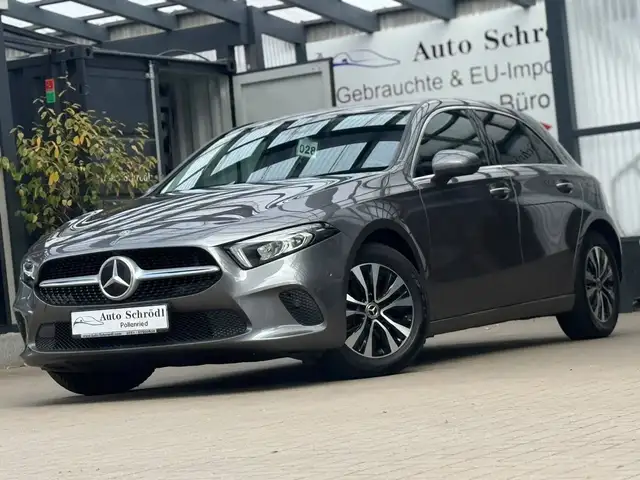 Mercedes-Benz A 180 Progressive, 360°Kamera, LED, Tot W, Widescreen, Keyless, Navi, Fernlicht Assist, Schilderkenn, Sitzheiz, DAB