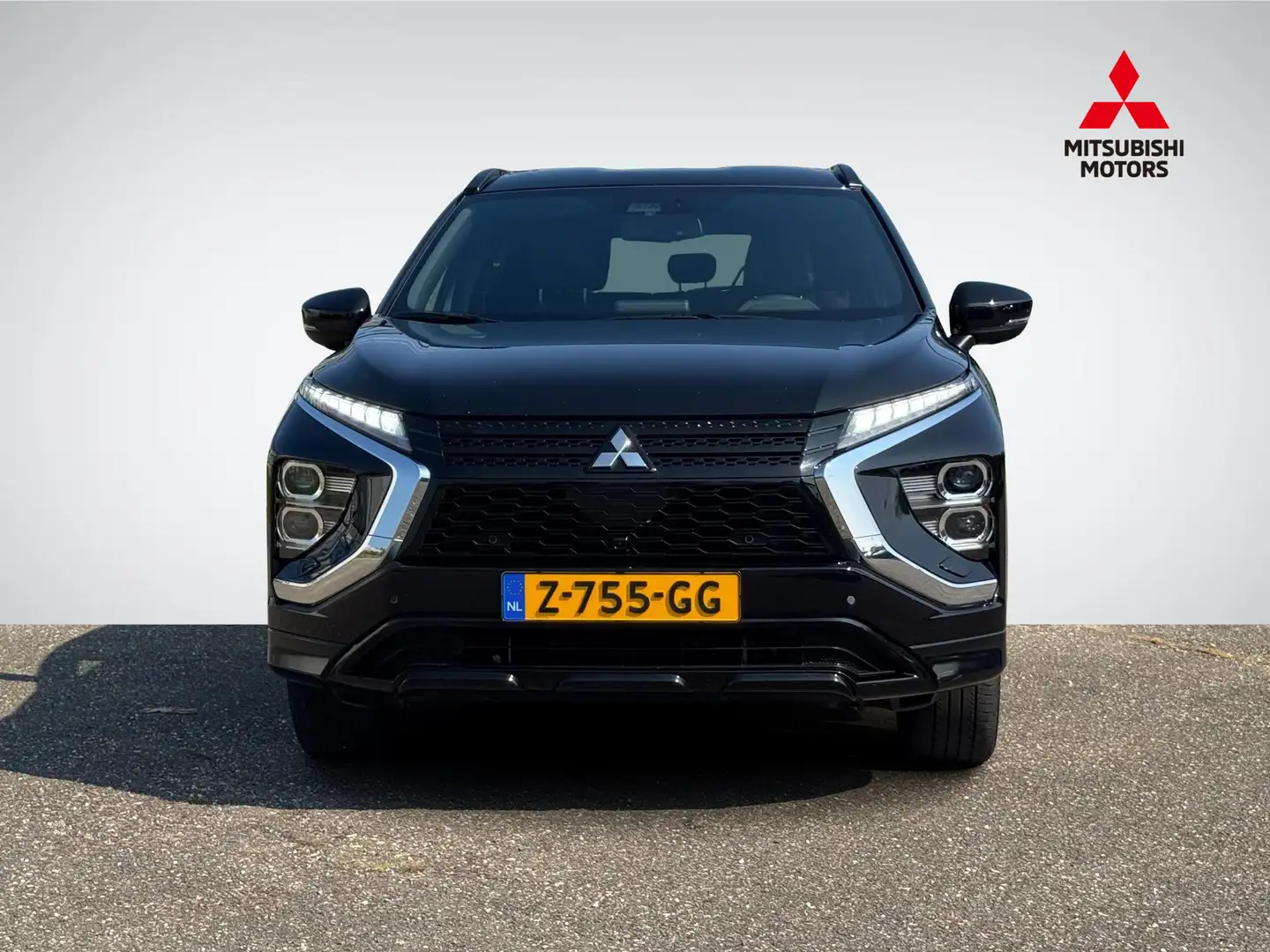 Mitsubishi Eclipse Cross 2.4 PHEV Executive | Stuur- + Stoelverwarming | Do Zwart - 2