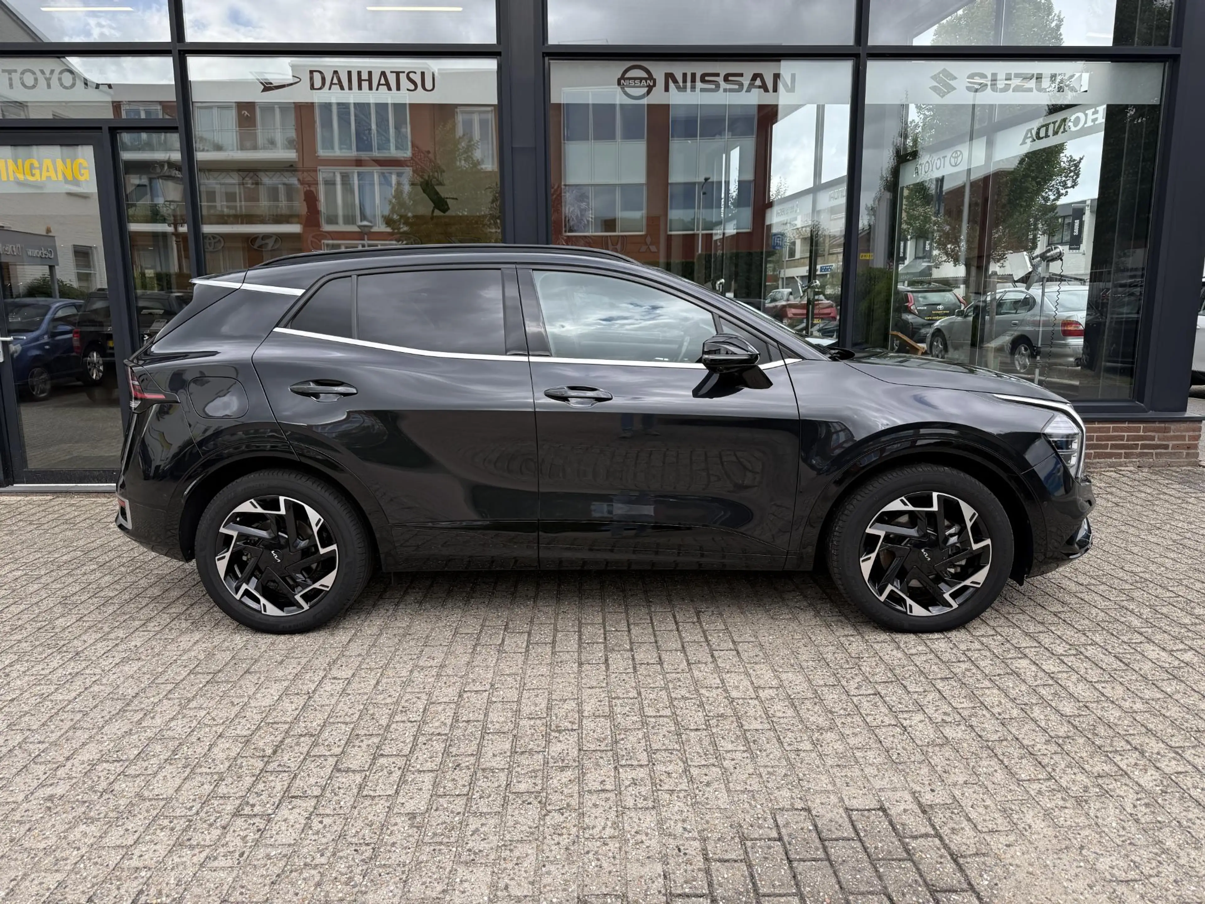Kia Sportage 1.6 T-GDi Plug-in Hybrid AWD GT-Line — photo 3