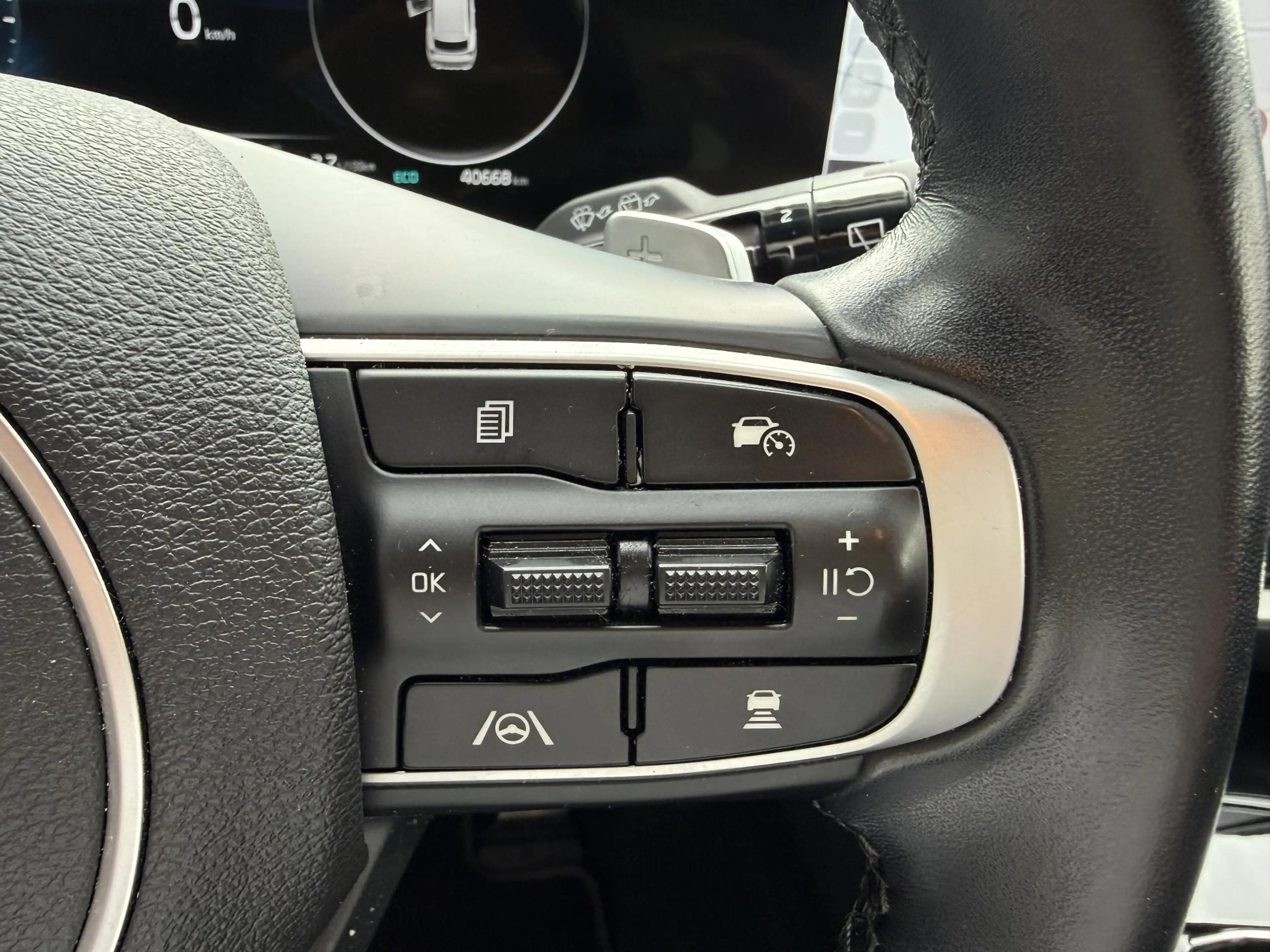 Kia Sportage 1.6 T-GDi Plug-in Hybrid AWD GT-Line — photo 11