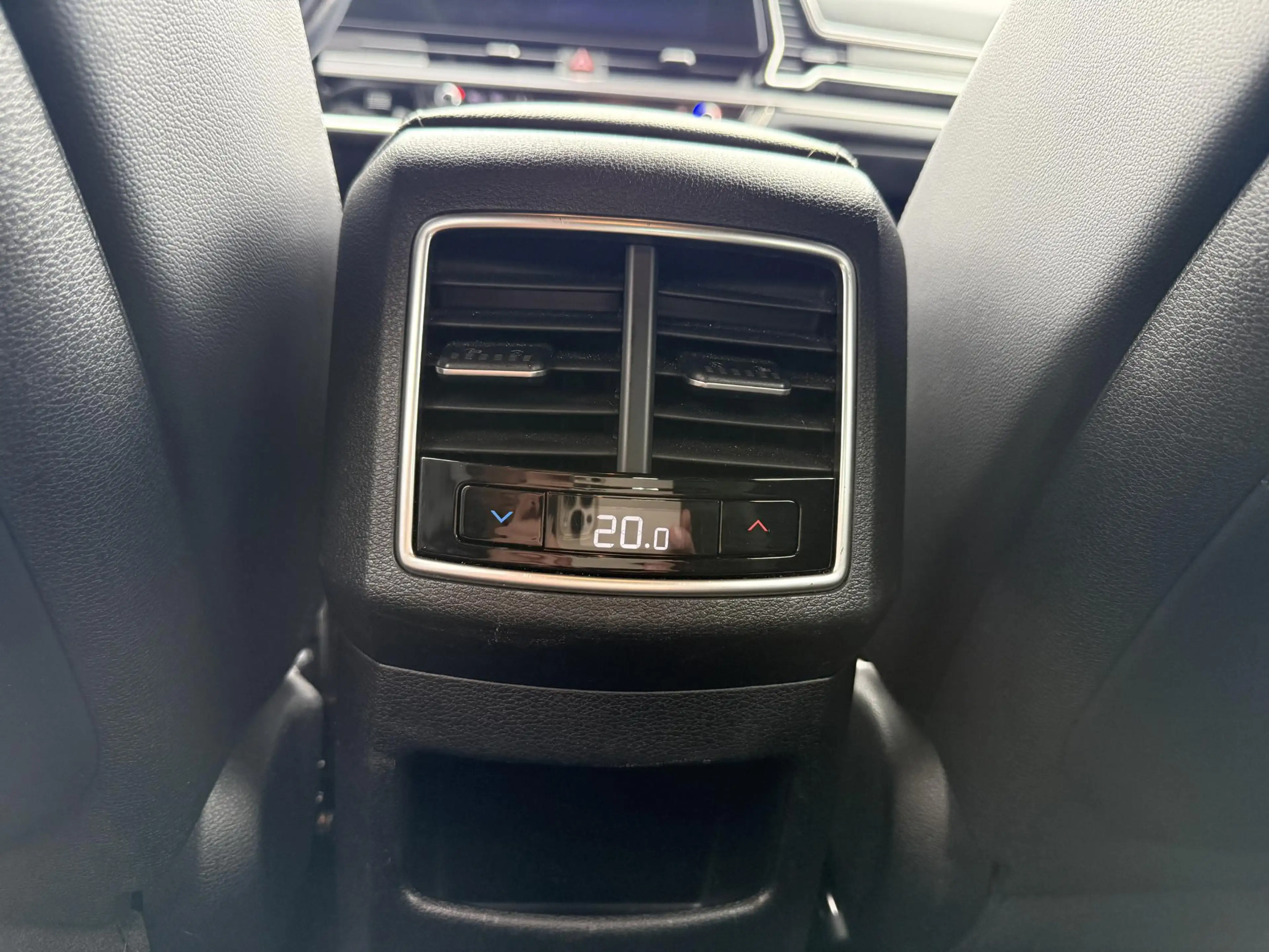Kia Sportage 1.6 T-GDi Plug-in Hybrid AWD GT-Line — photo 24