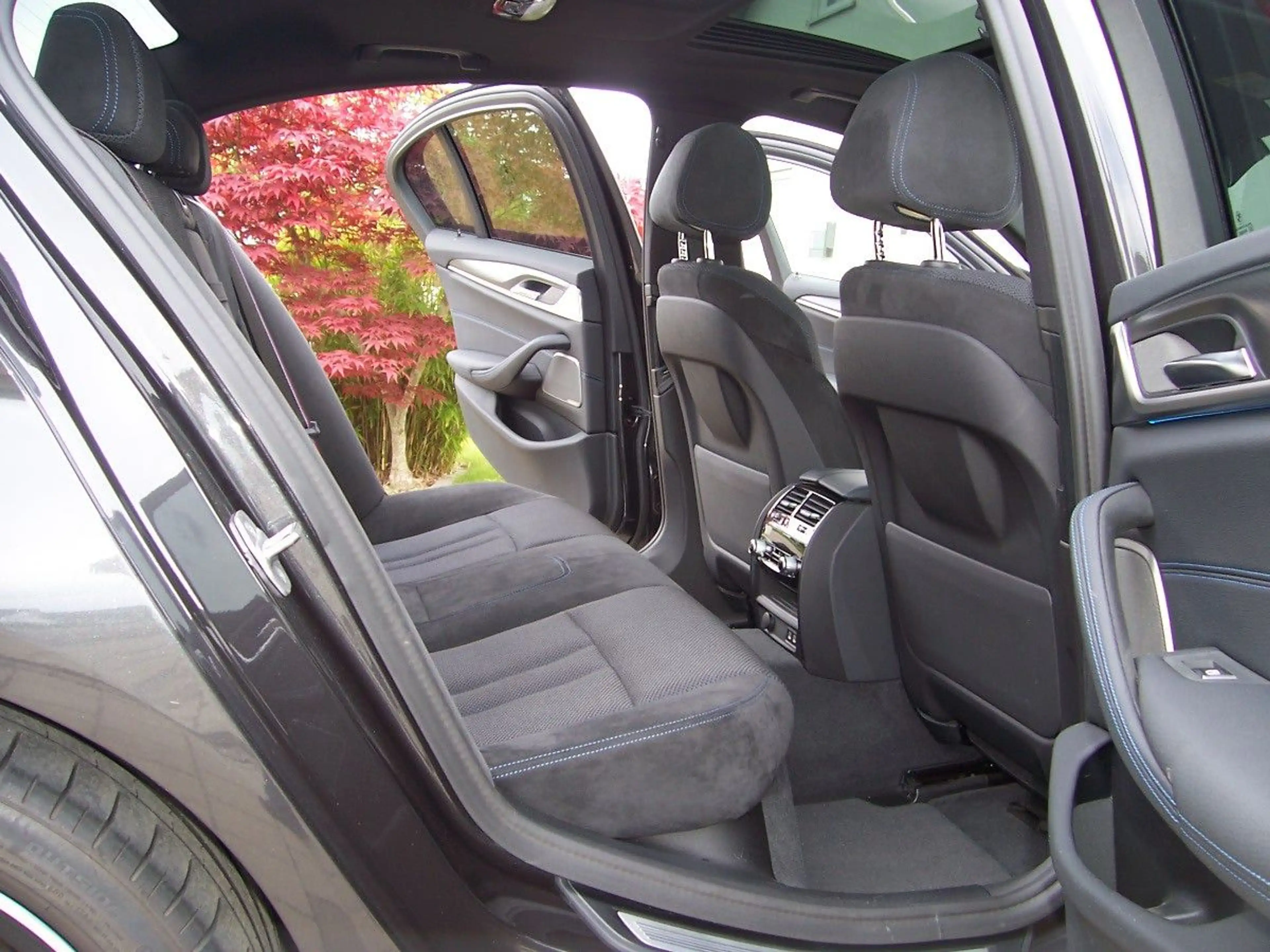 BMW 545 e xDrive M Sportpaket EGSD/ACC/H&K/360°/AHK — photo 10