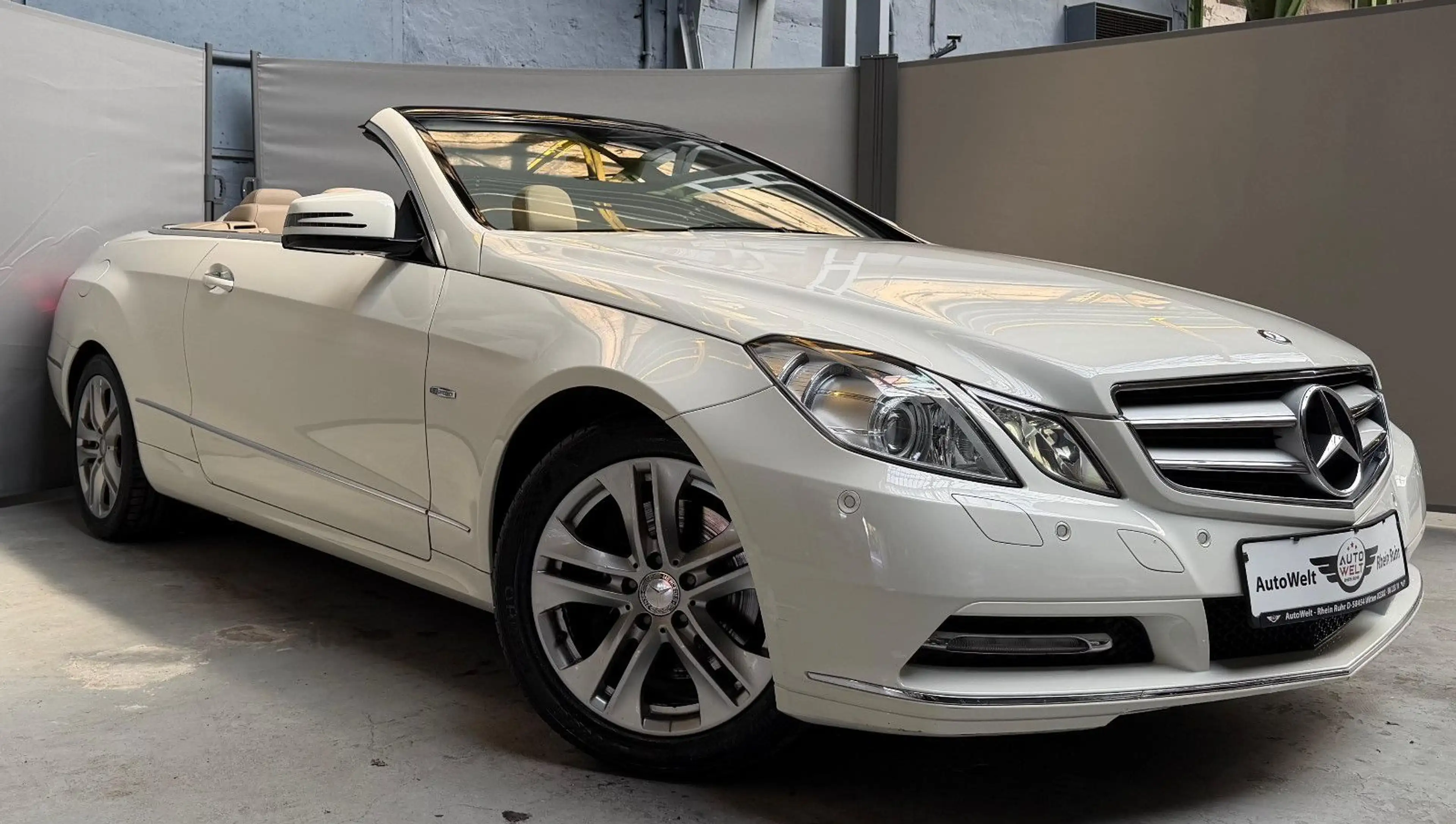 Mercedes-Benz E 350 Cabrio CGI BlueEfficiency Leder Keyless-Go — photo 5