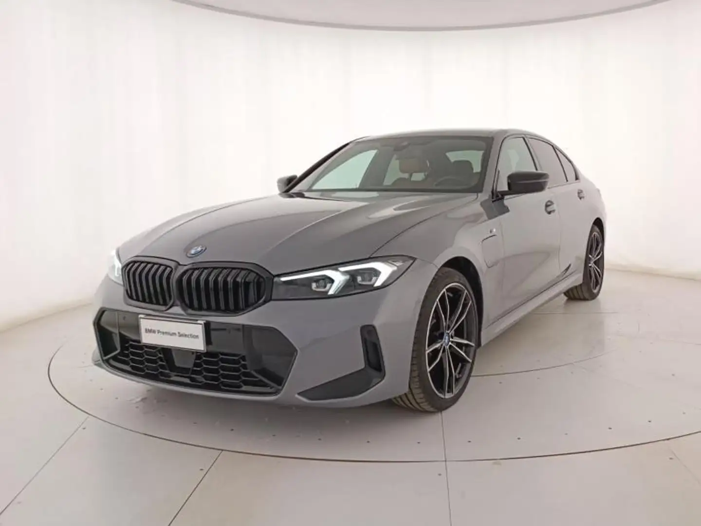 BMW 320 e Msport auto - 1