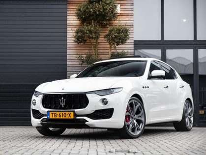 Maserati Levante 3.0 V6 S AWD Novitec Pano Leer 22 Inch H&K