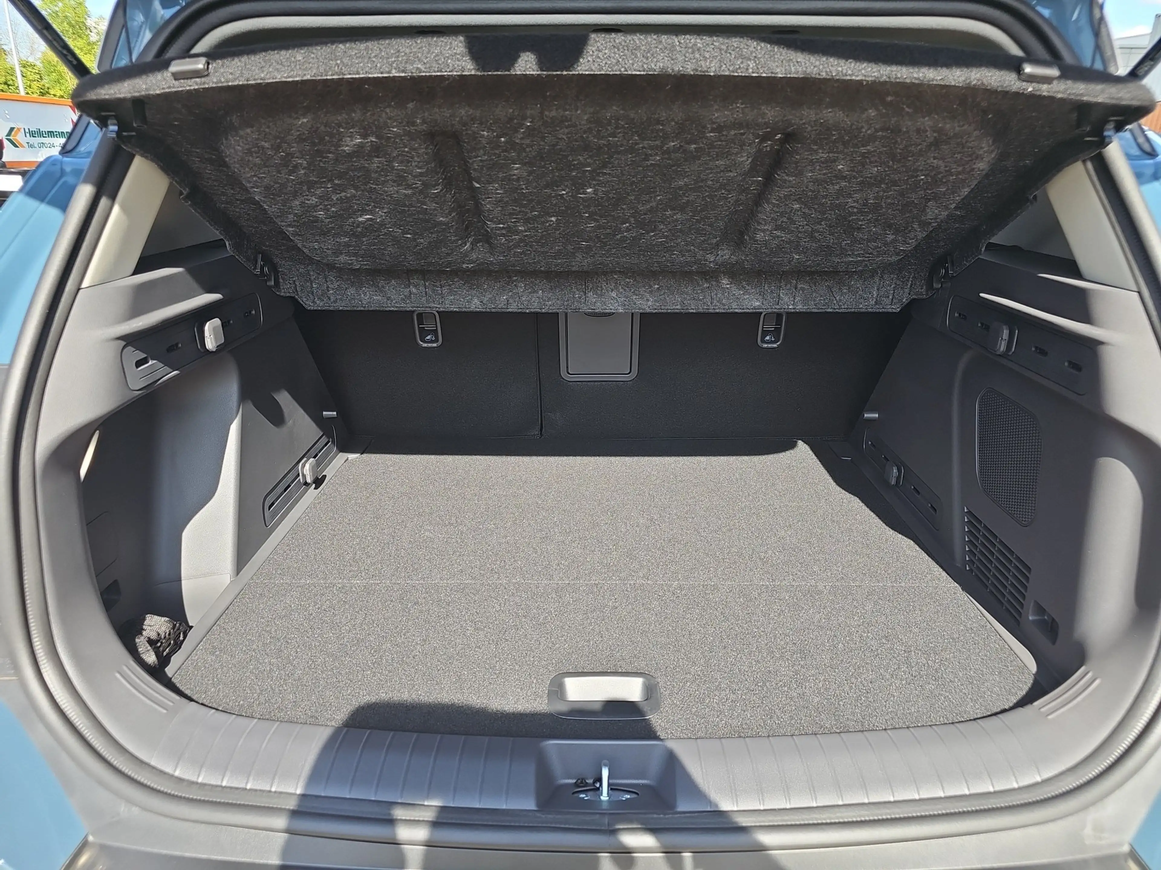 Kia Seltos 1.6 T-GDI W Vision KeyLess LED Navi PDC — photo 12