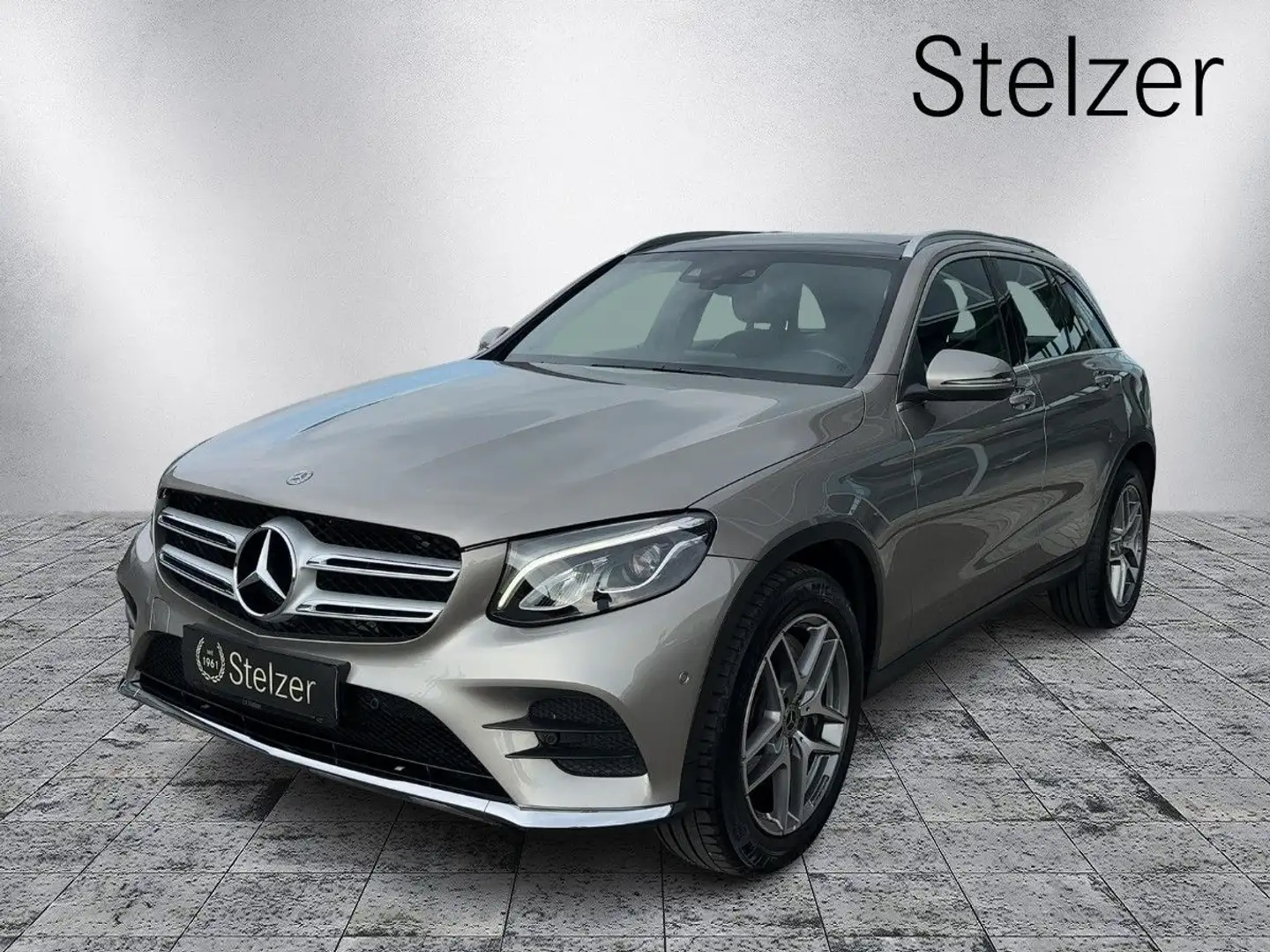 Mercedes-Benz GLC 220 d 4MATIC AMG PTS PSHD Navi Ambi Silber - 1