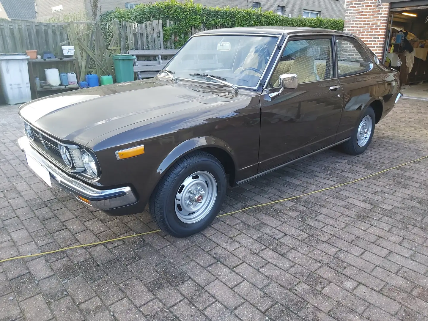 Toyota Carina automaat Braun - 2