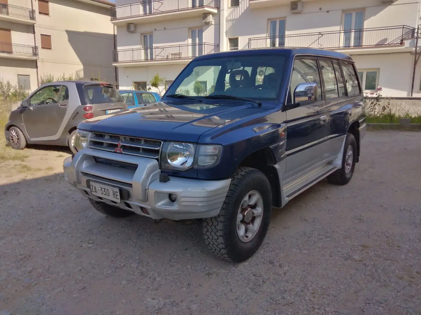 Mitsubishi Pajero GLS V20 7 POSTI PROMISCUO Bleu - 2