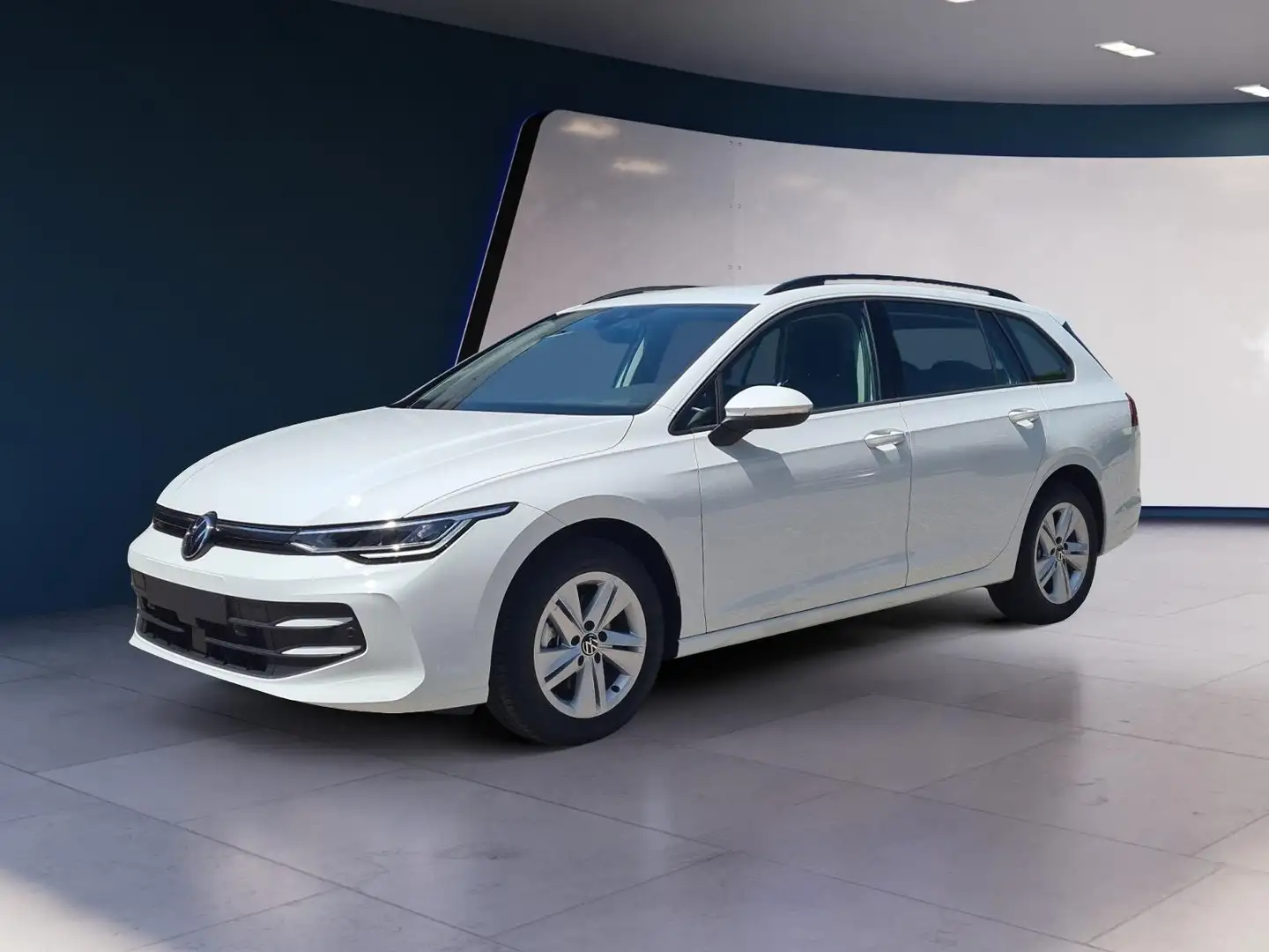 Volkswagen Golf Variant 1.5 eTSI DSG Life LED DAB Winter Wit - 1