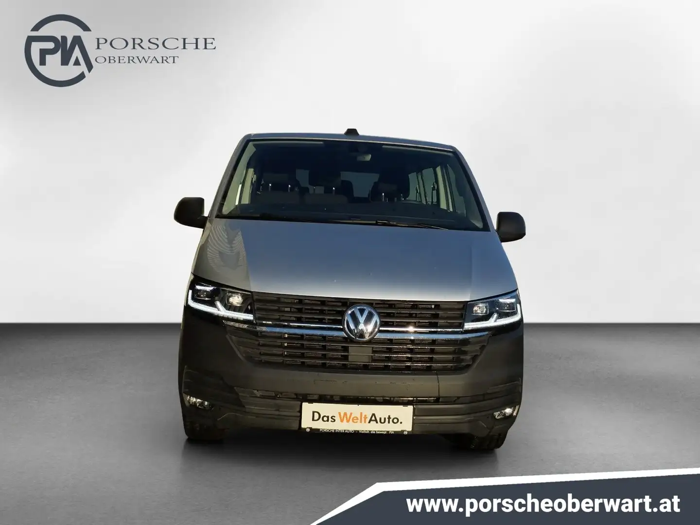 Volkswagen T6.1 Transporter Kombi LR TDI Argent - 2