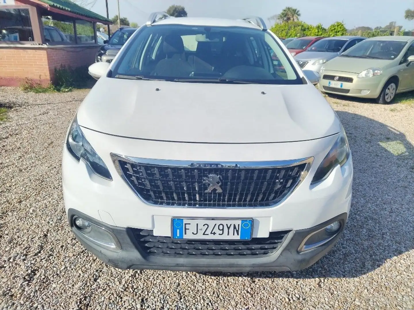 Peugeot 2008 1° serie BlueHDi 75 Active Bianco - 1