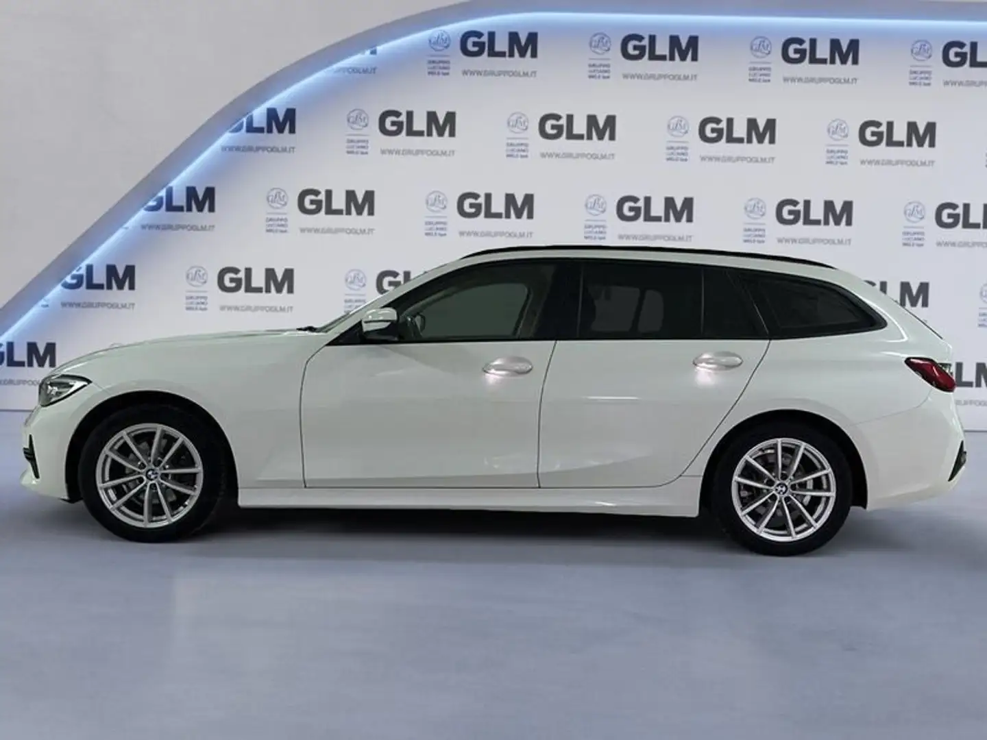 BMW 320 320d xDrive Touring Business Advantage Bianco - 2