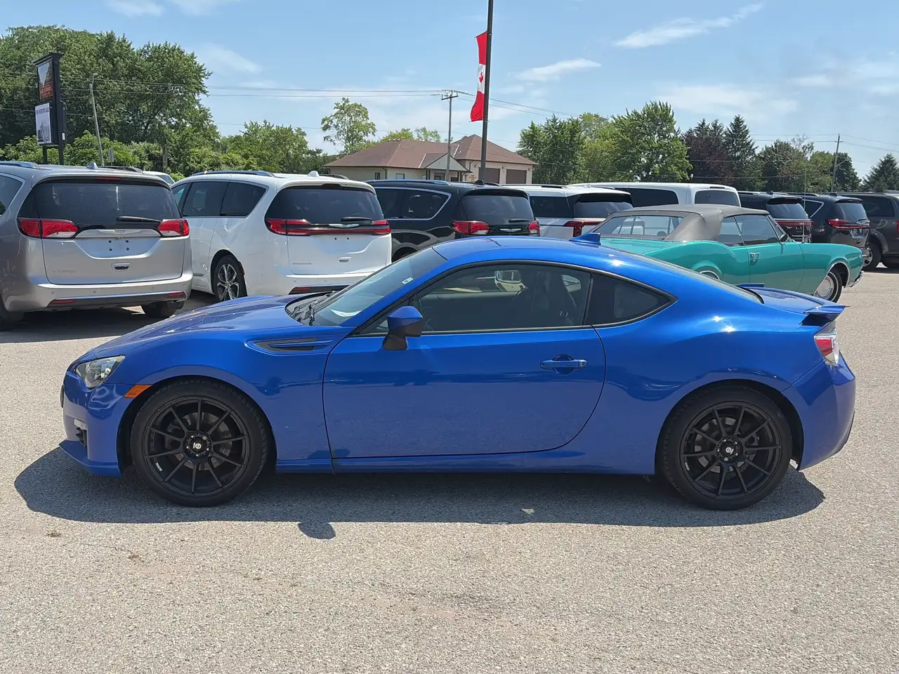 Subaru BRZ снимка Subaru BRZ