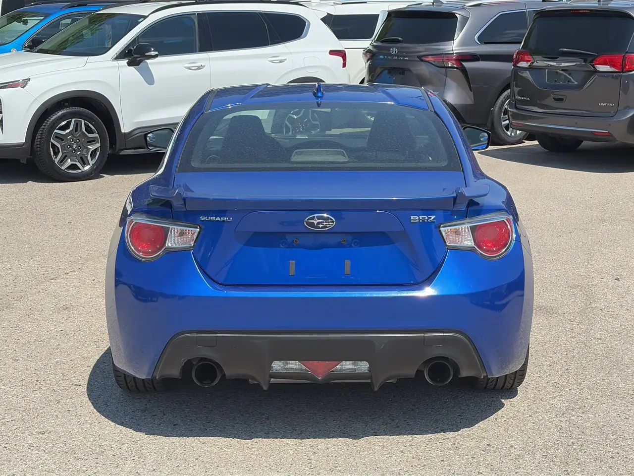 Subaru BRZ снимка Subaru BRZ