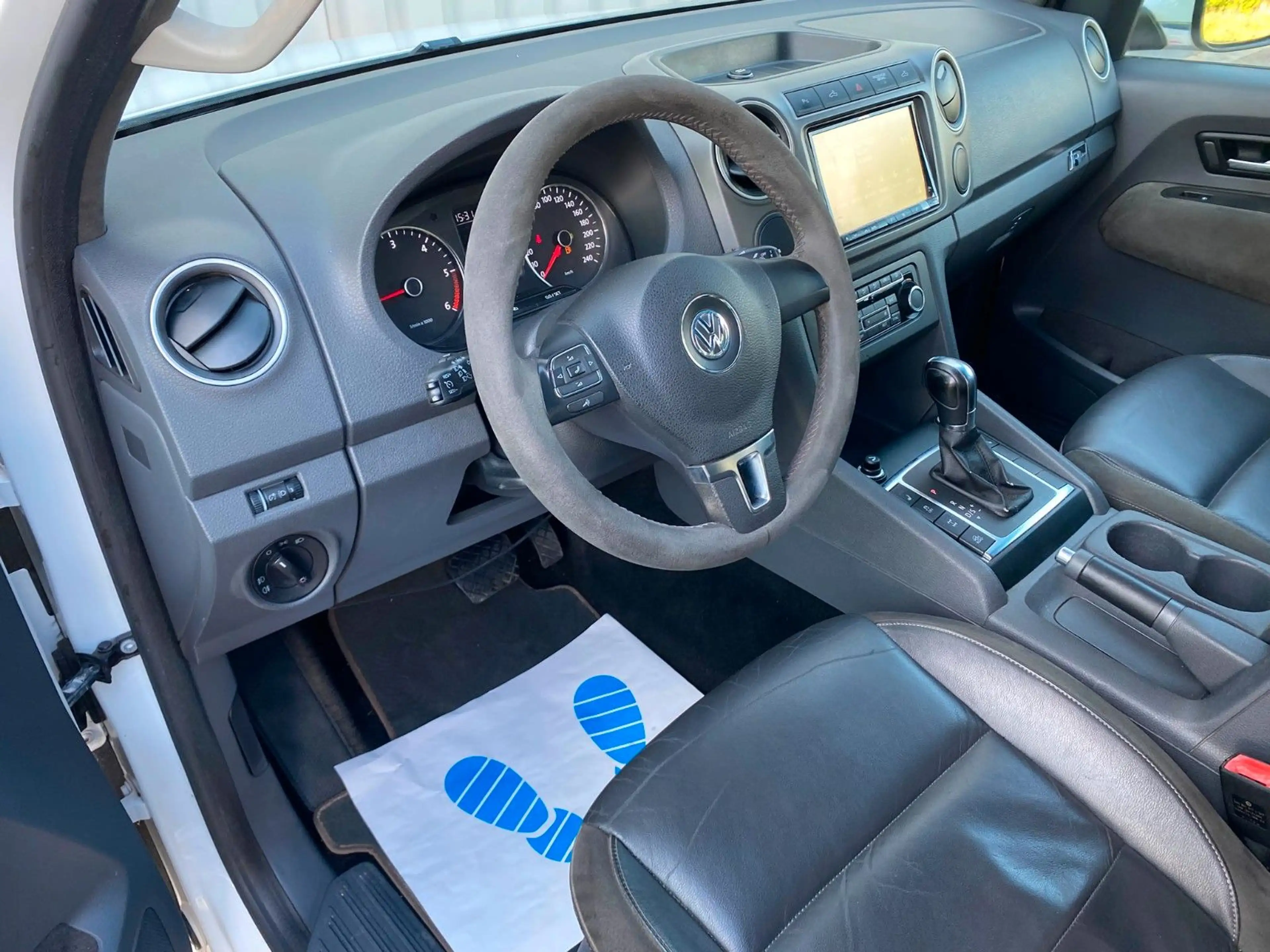 Volkswagen Amarok Highline DoubleCab 4Motion — photo 8
