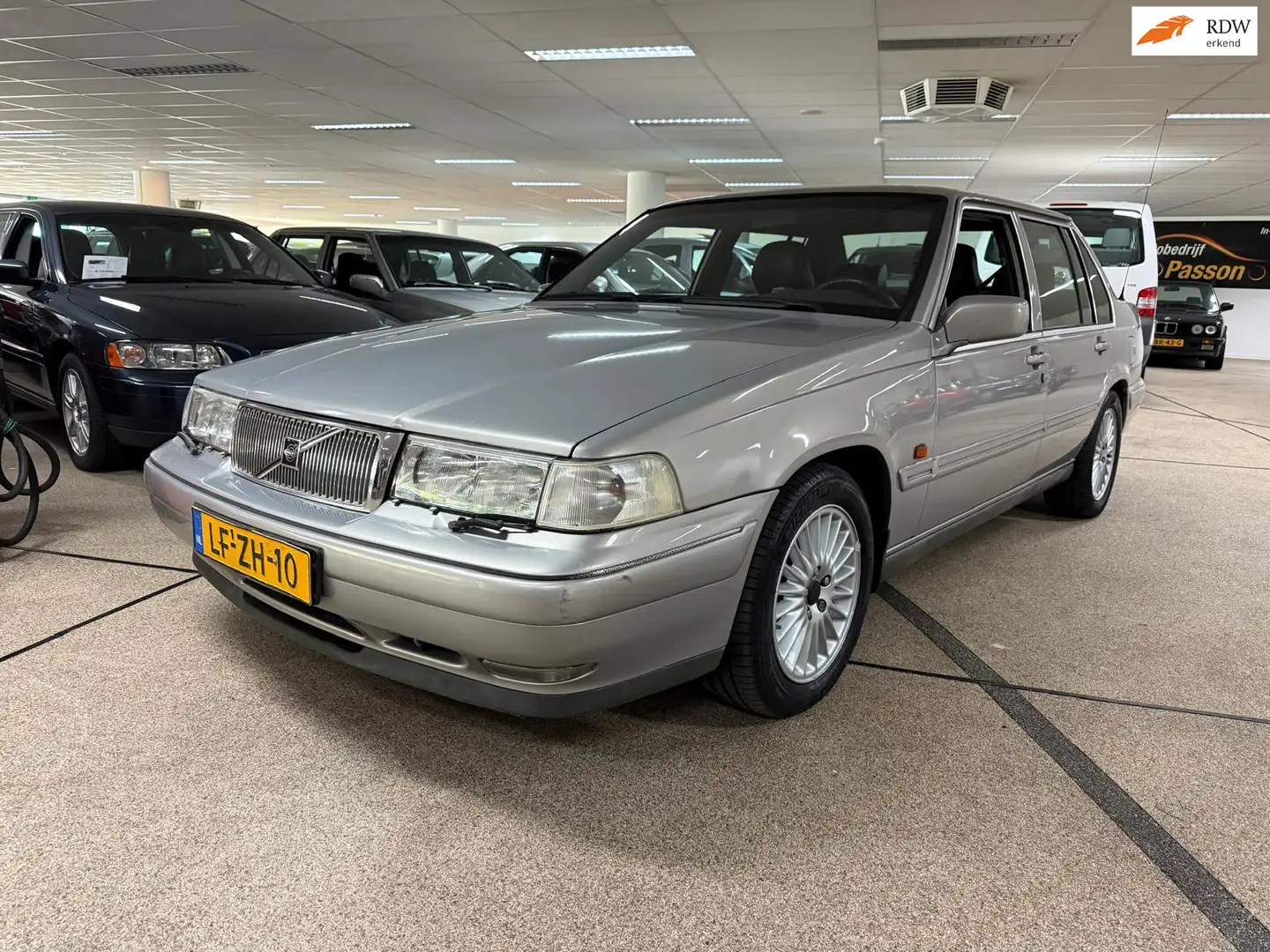 Volvo 960 3.0 automaat! Veel opties Nap.185.000dkm!! Grijs - 1