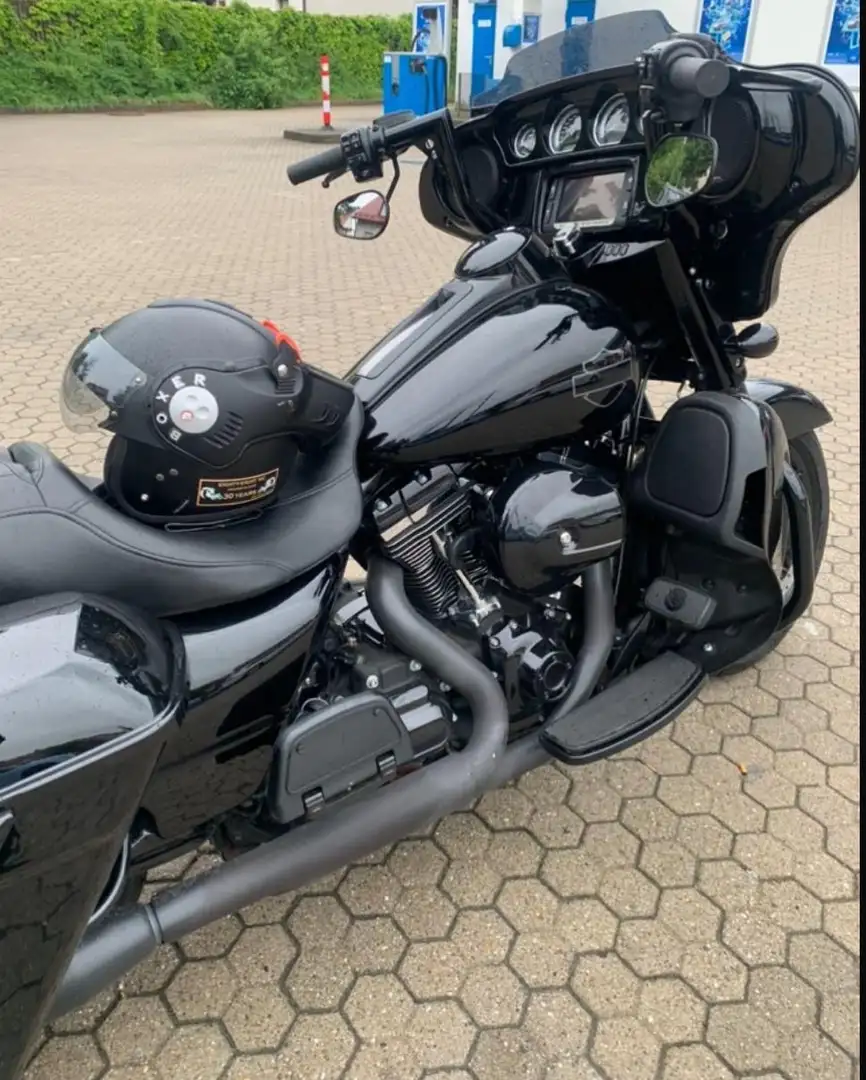 Harley-Davidson Ultra Limited Boom Box , Navi , Mapping , Ape Hanger . Černá - 2