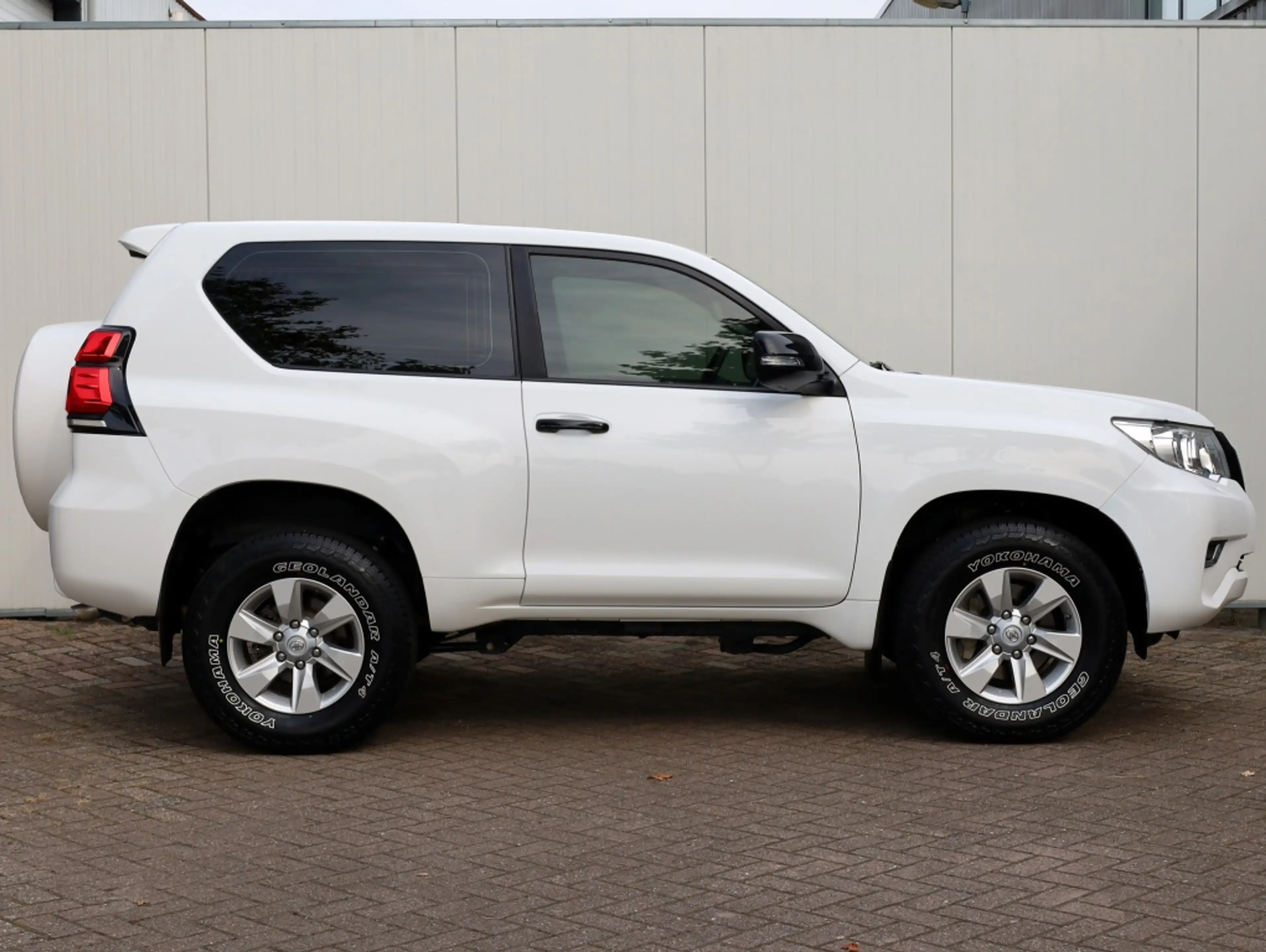Toyota Land Cruiser 2.8 D4-D-F 3 DRS BLIND VAN | Climate Control | Cru — photo 6