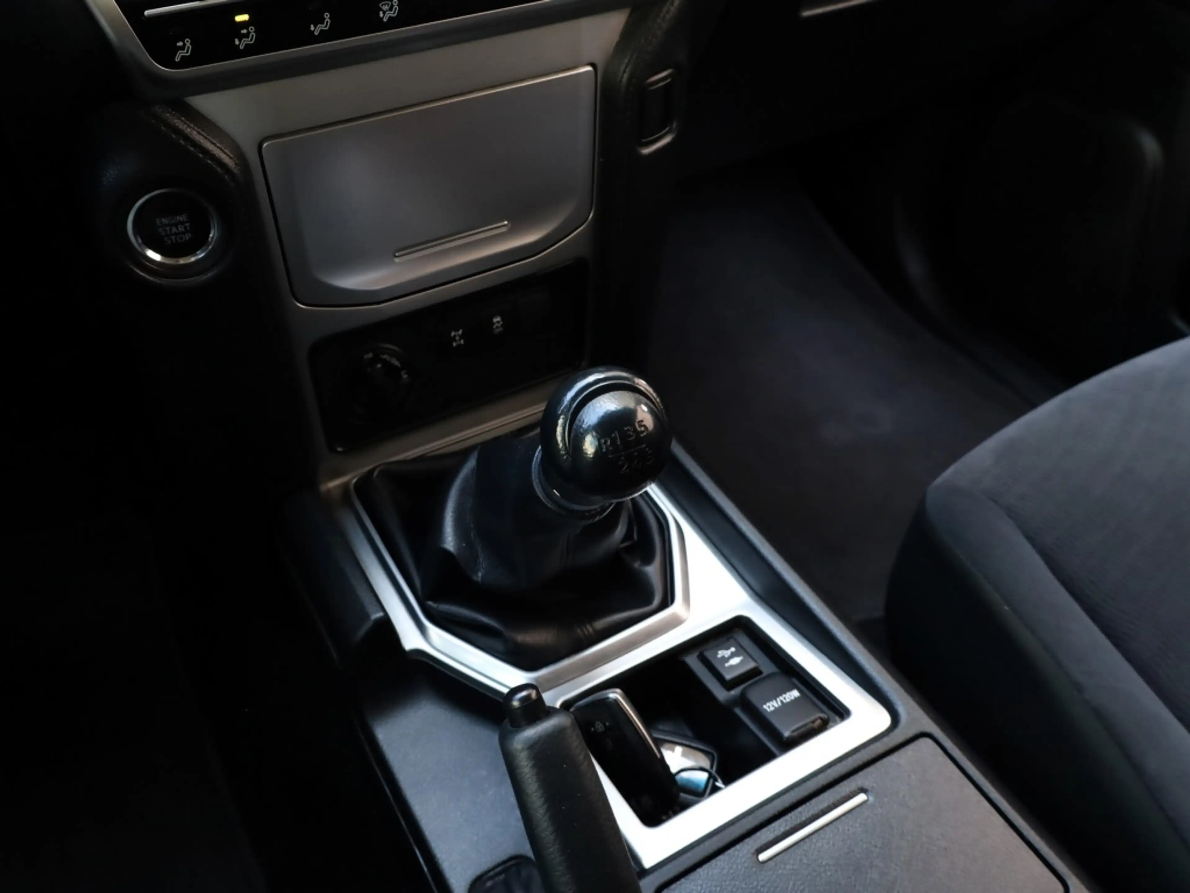 Toyota Land Cruiser 2.8 D4-D-F 3 DRS BLIND VAN | Climate Control | Cru — photo 20