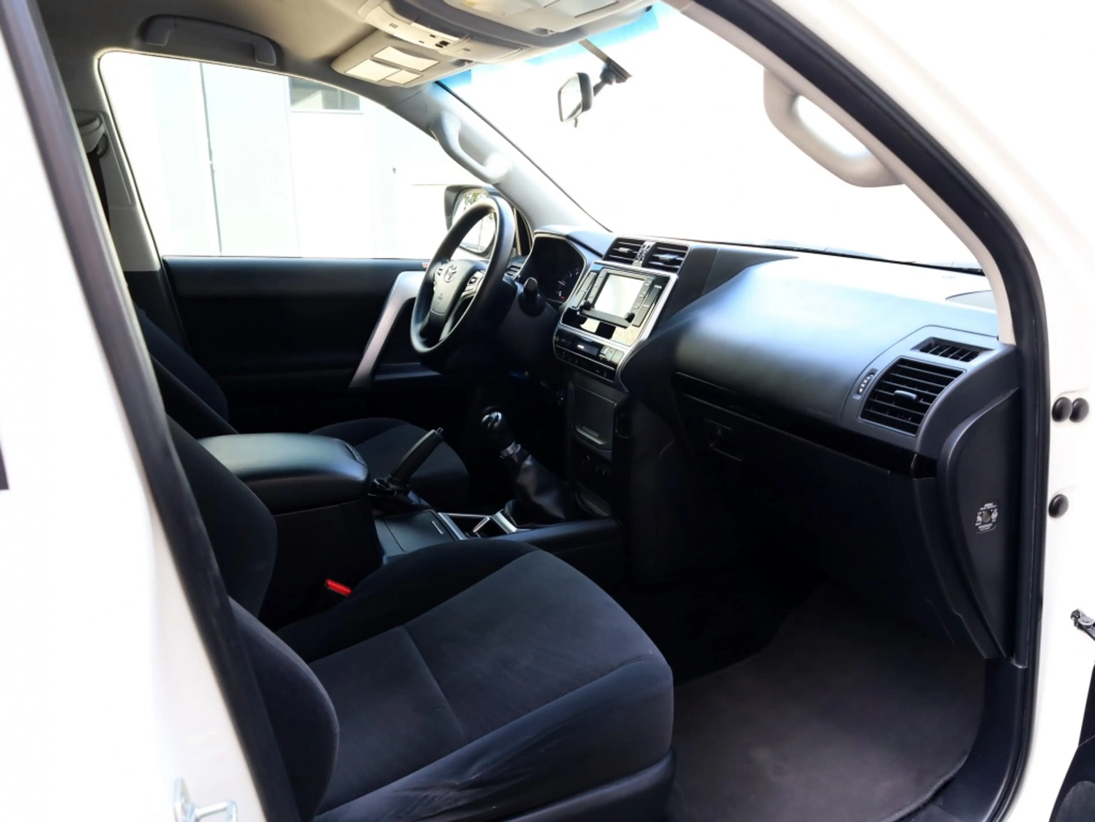 Toyota Land Cruiser 2.8 D4-D-F 3 DRS BLIND VAN | Climate Control | Cru — photo 11