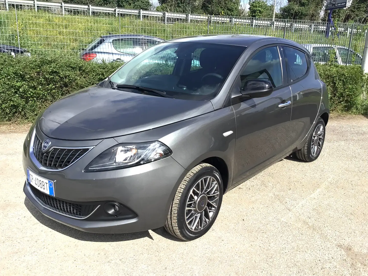 Lancia Ypsilon Ypsilon III 1.0 firefly Platino 5 Posti Grigio - 1