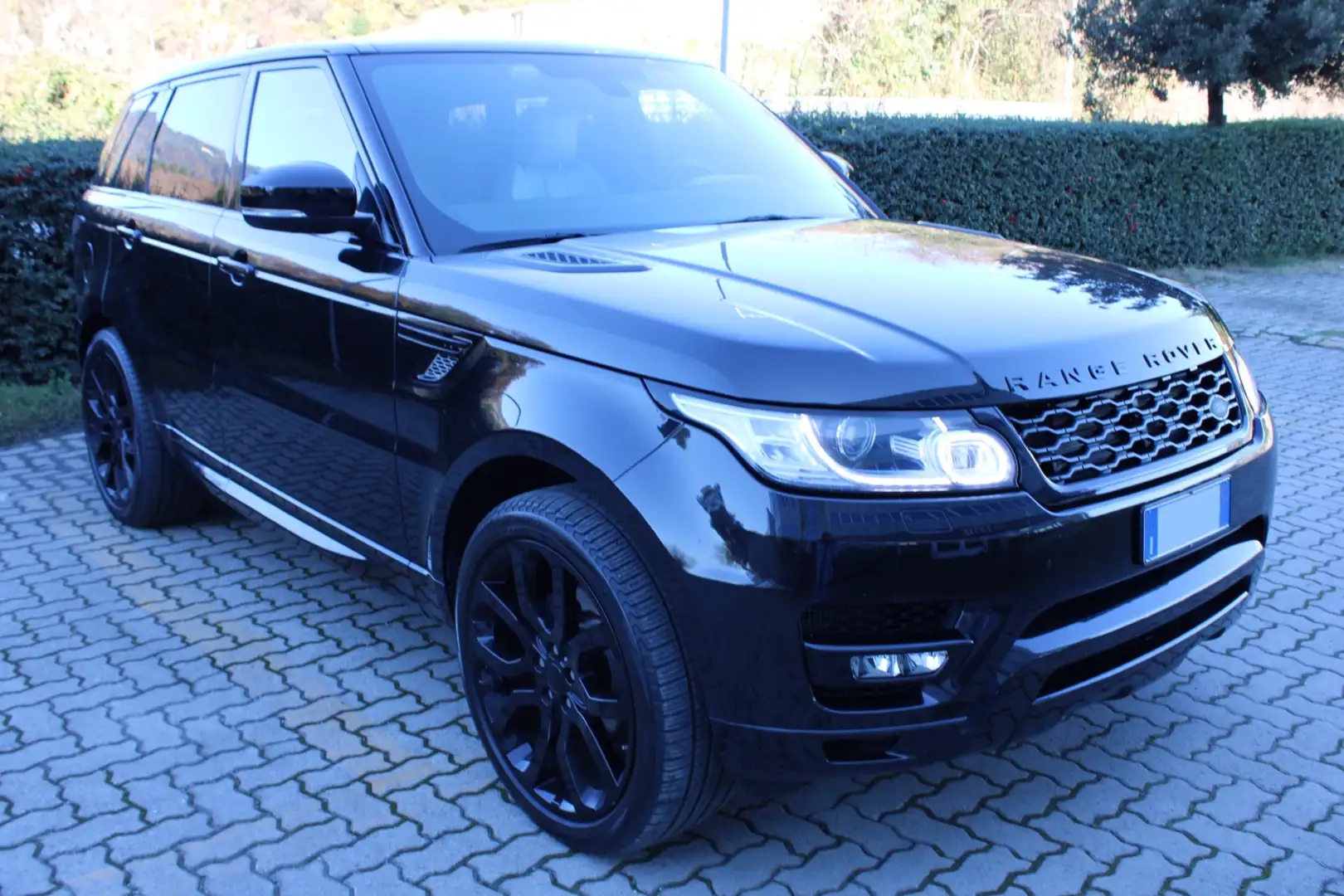 Land Rover Range Rover Sport Range Rover Sport 3.0 tdV6 HSE Dynamic auto Zwart - 2
