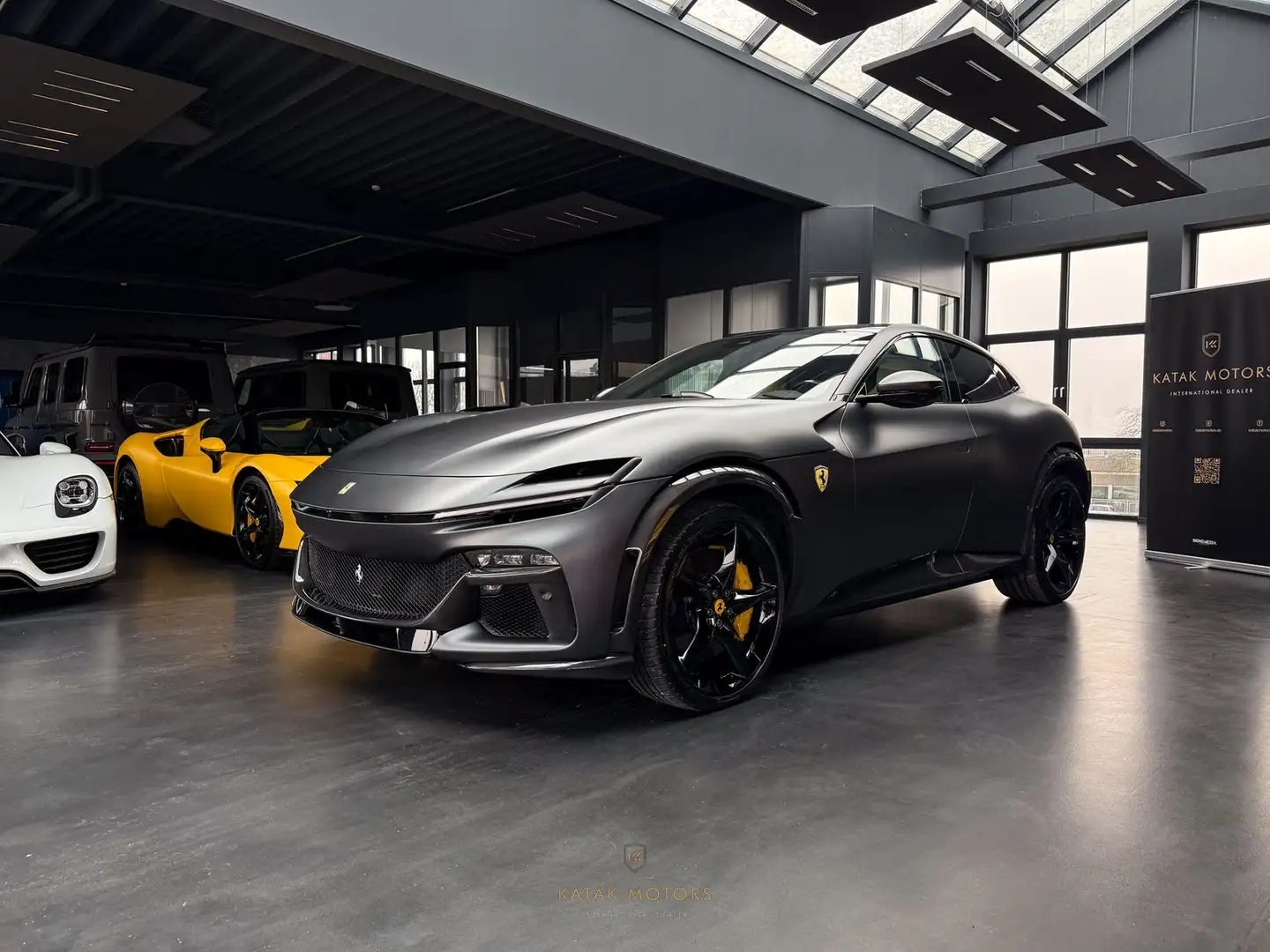 Ferrari Purosangue MATT/CARBON/MASSAGESITZE/360 KAMERA Grau - 2