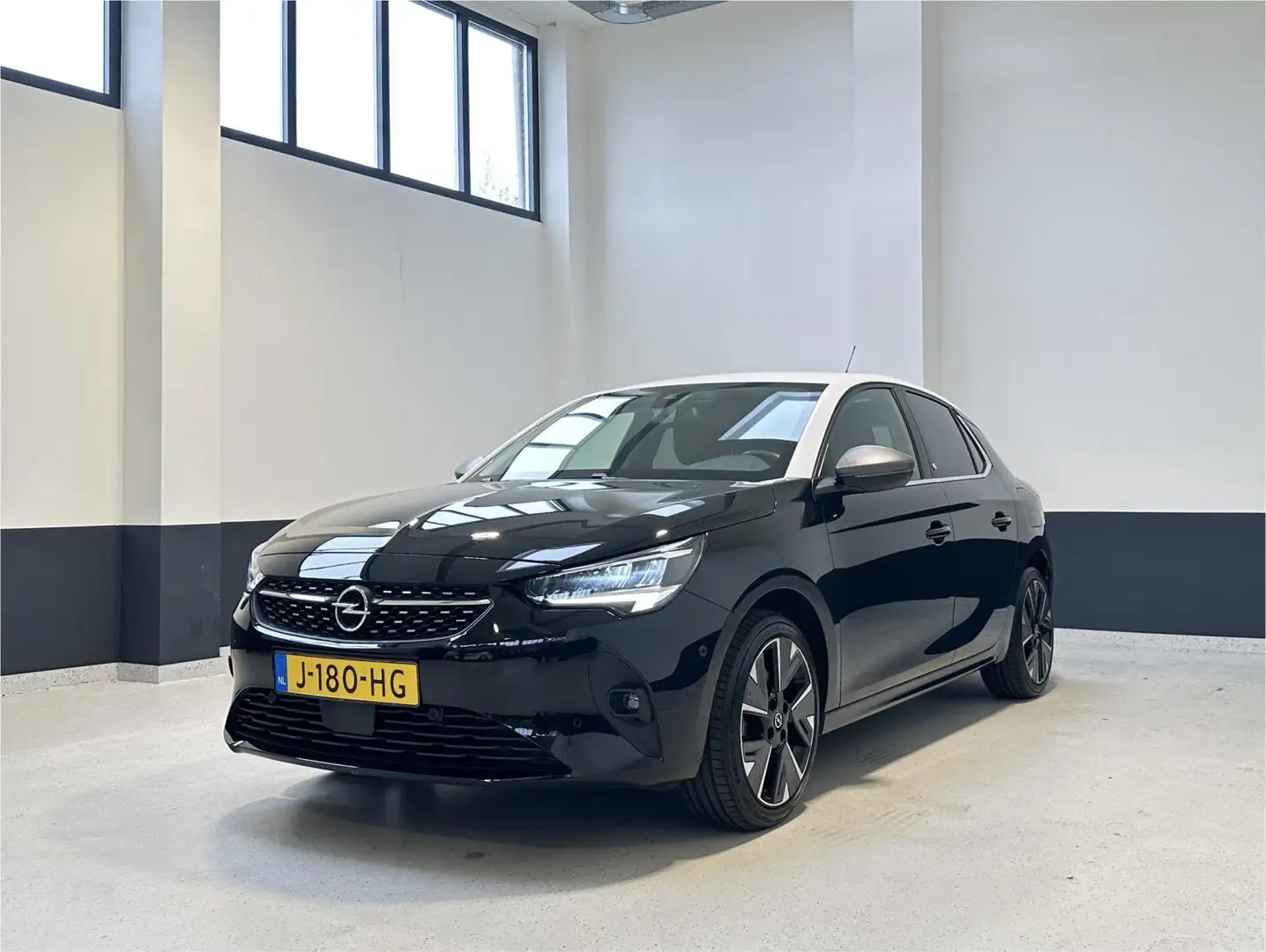 Opel Corsa-e Elegance 50 kWh | SOH 93%| 3 Fase | 2 Eig | Carpla Schwarz - 2