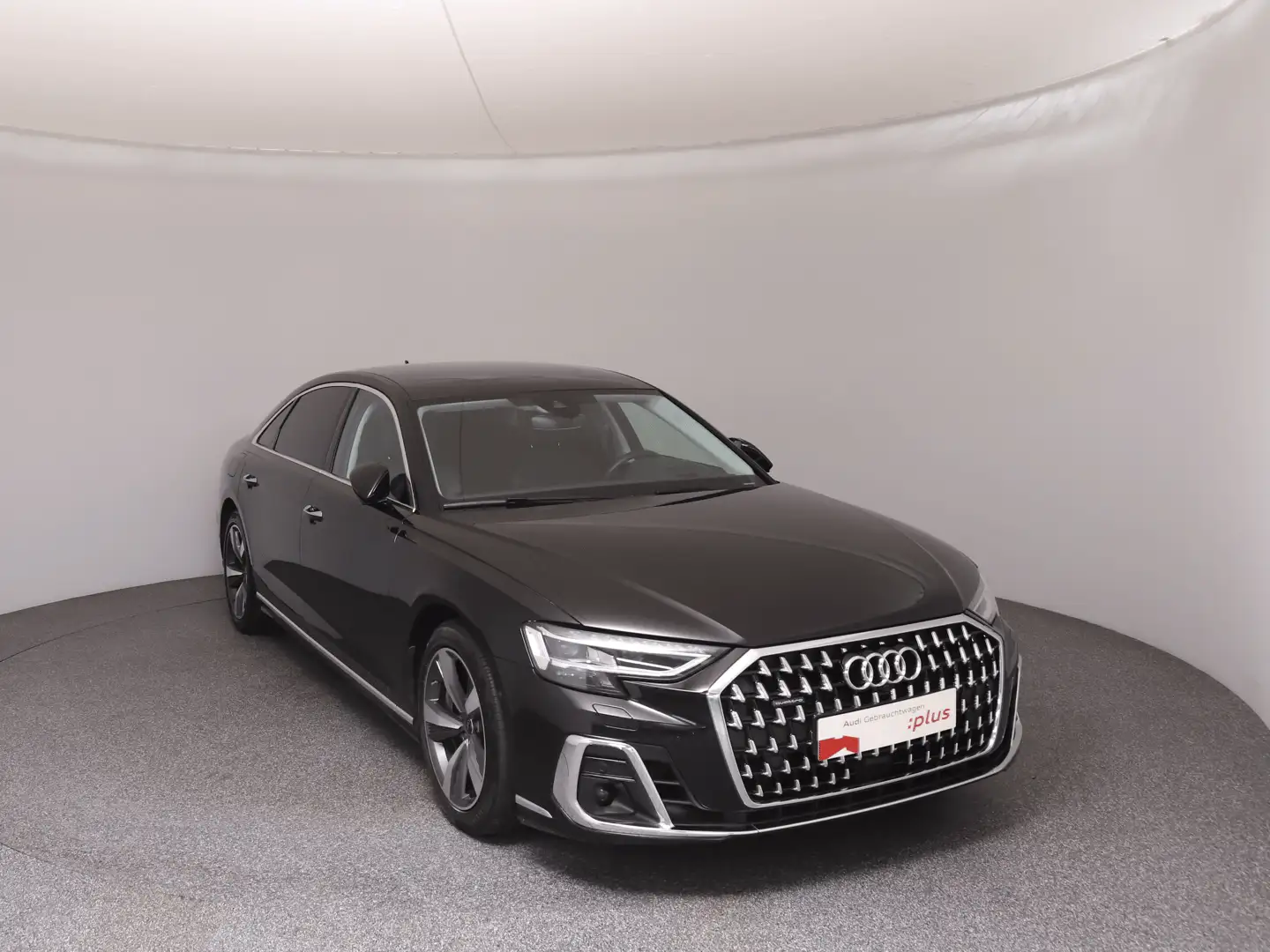 Audi A8 60 TFSI e quattro Lang Schwarz - 2