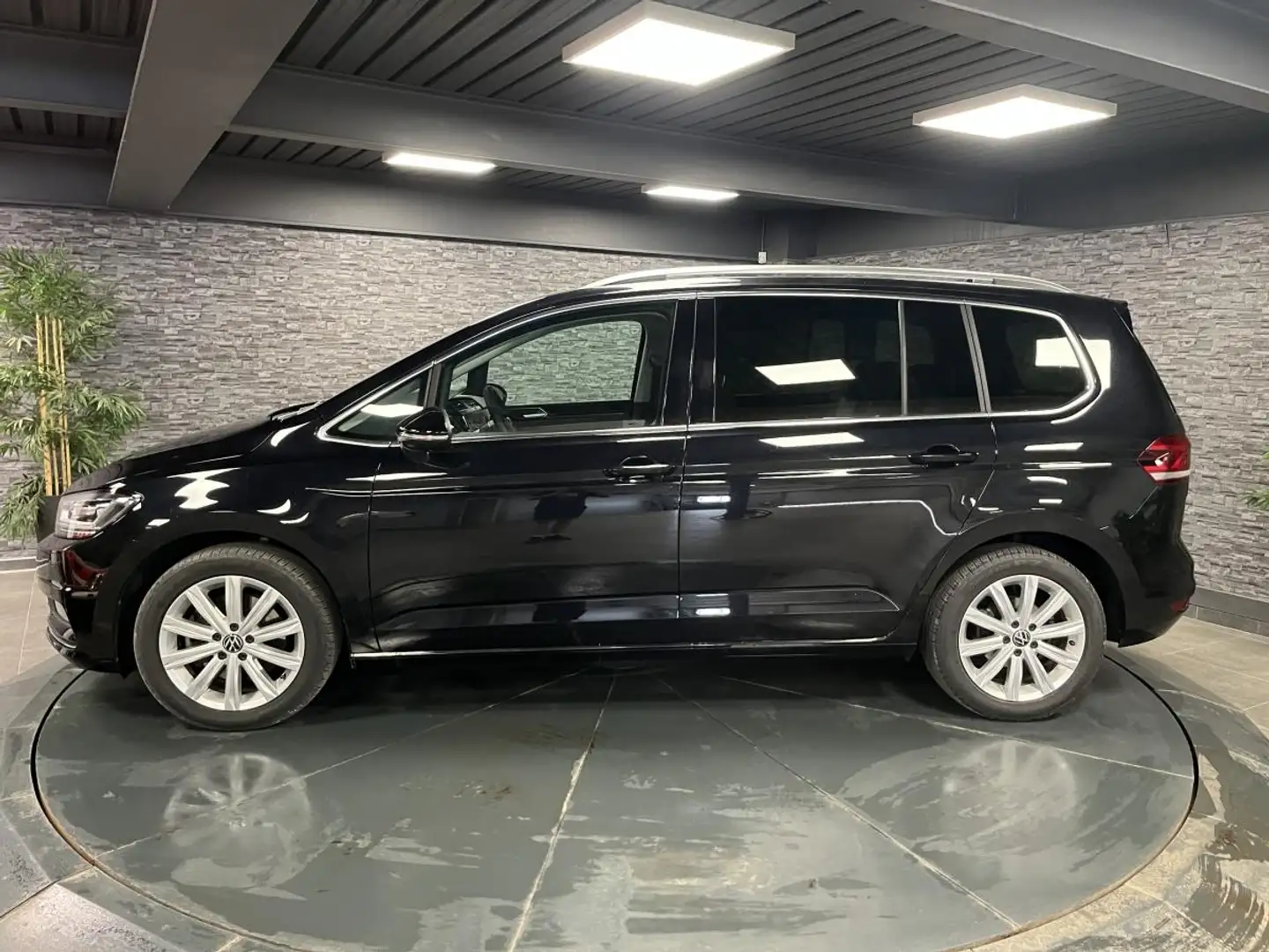 Volkswagen Touran Touran 2.0 16V TDI SCR - 150 - BV DSG 7 7pl Style Noir - 2