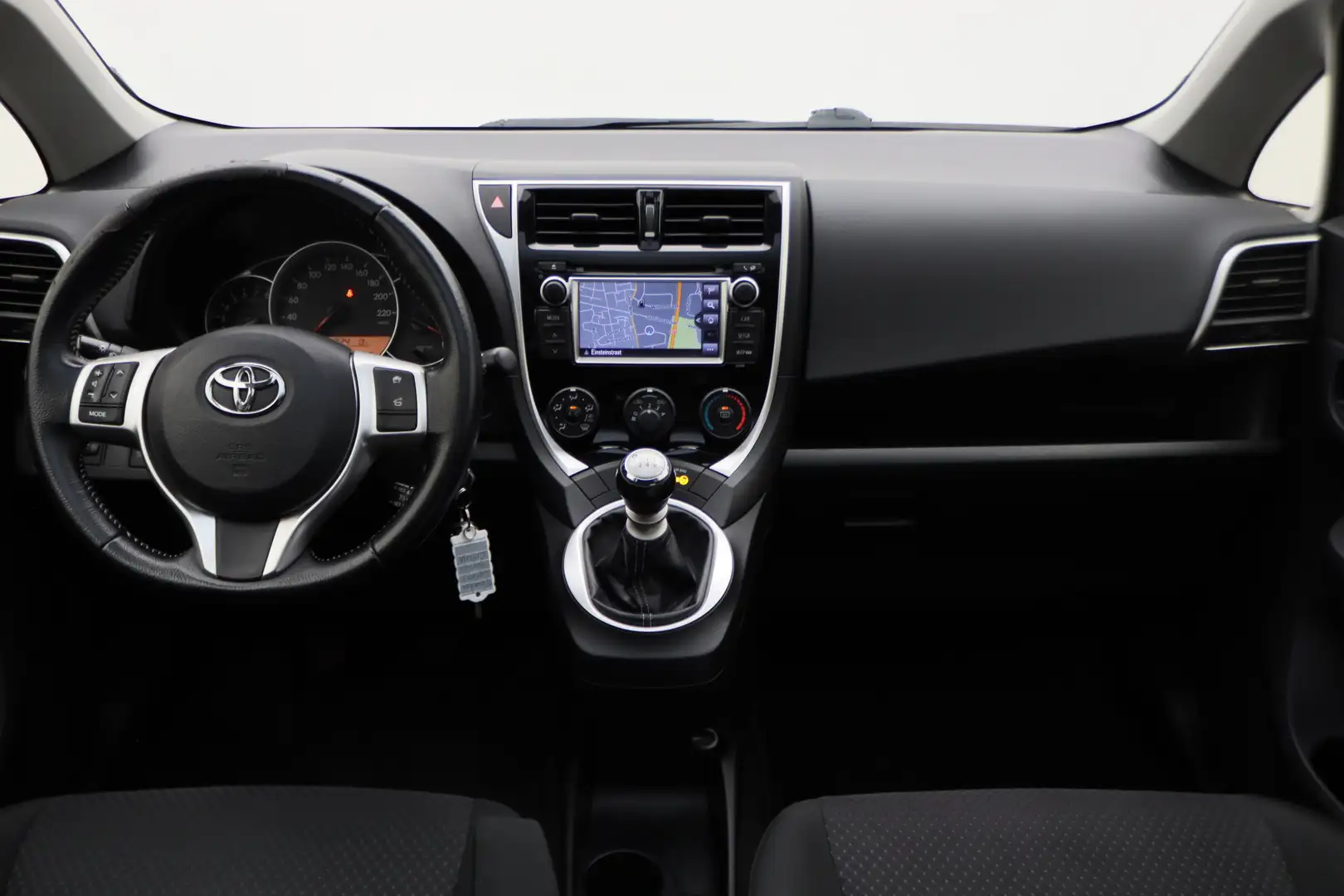 Toyota Verso-S 1.3 VVT-i Comfort Camera, Panoramadak, Navigatie, Gris - 2