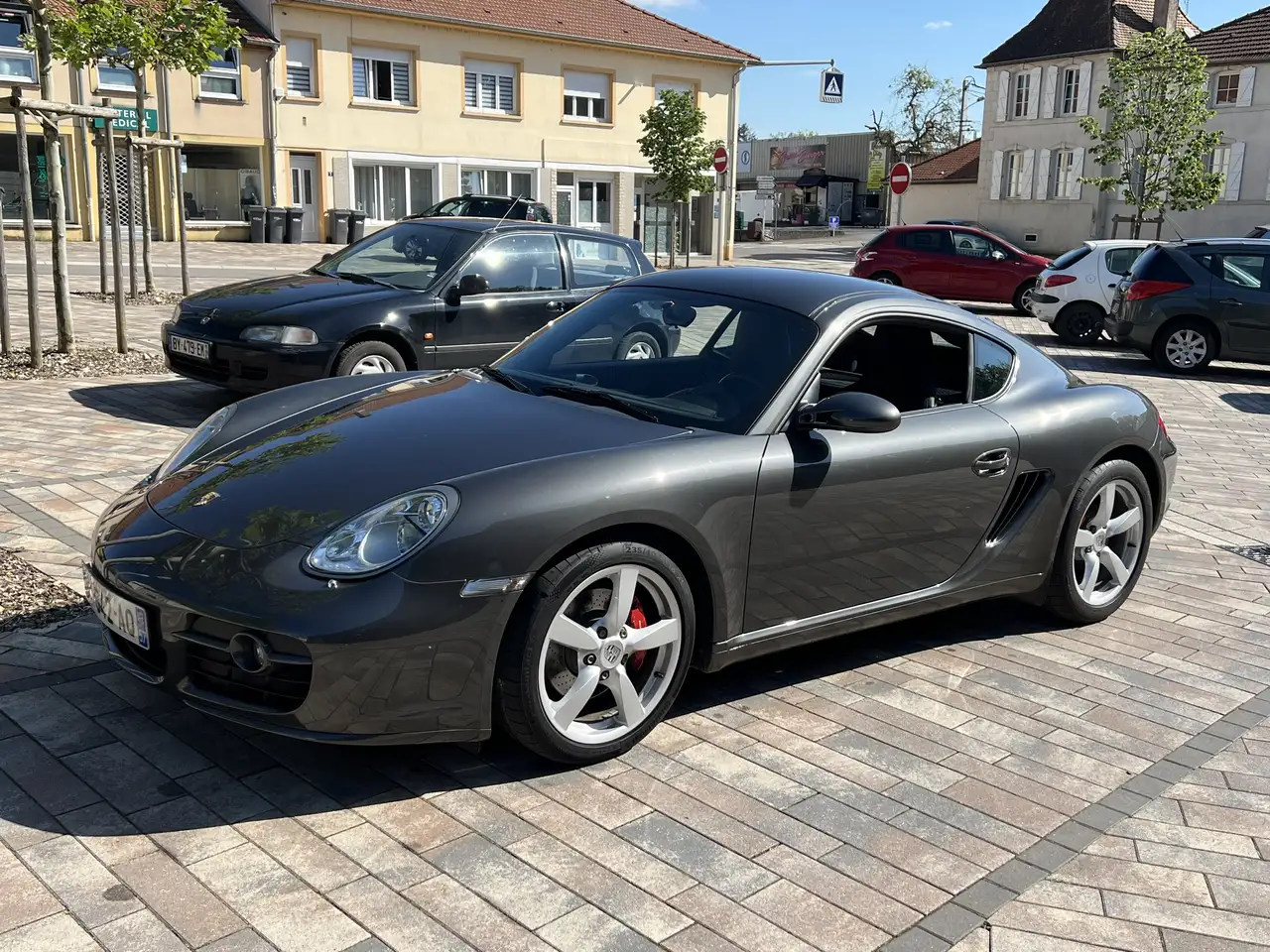 Porsche Cayman