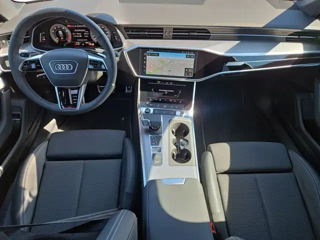 Audi A6 view 8