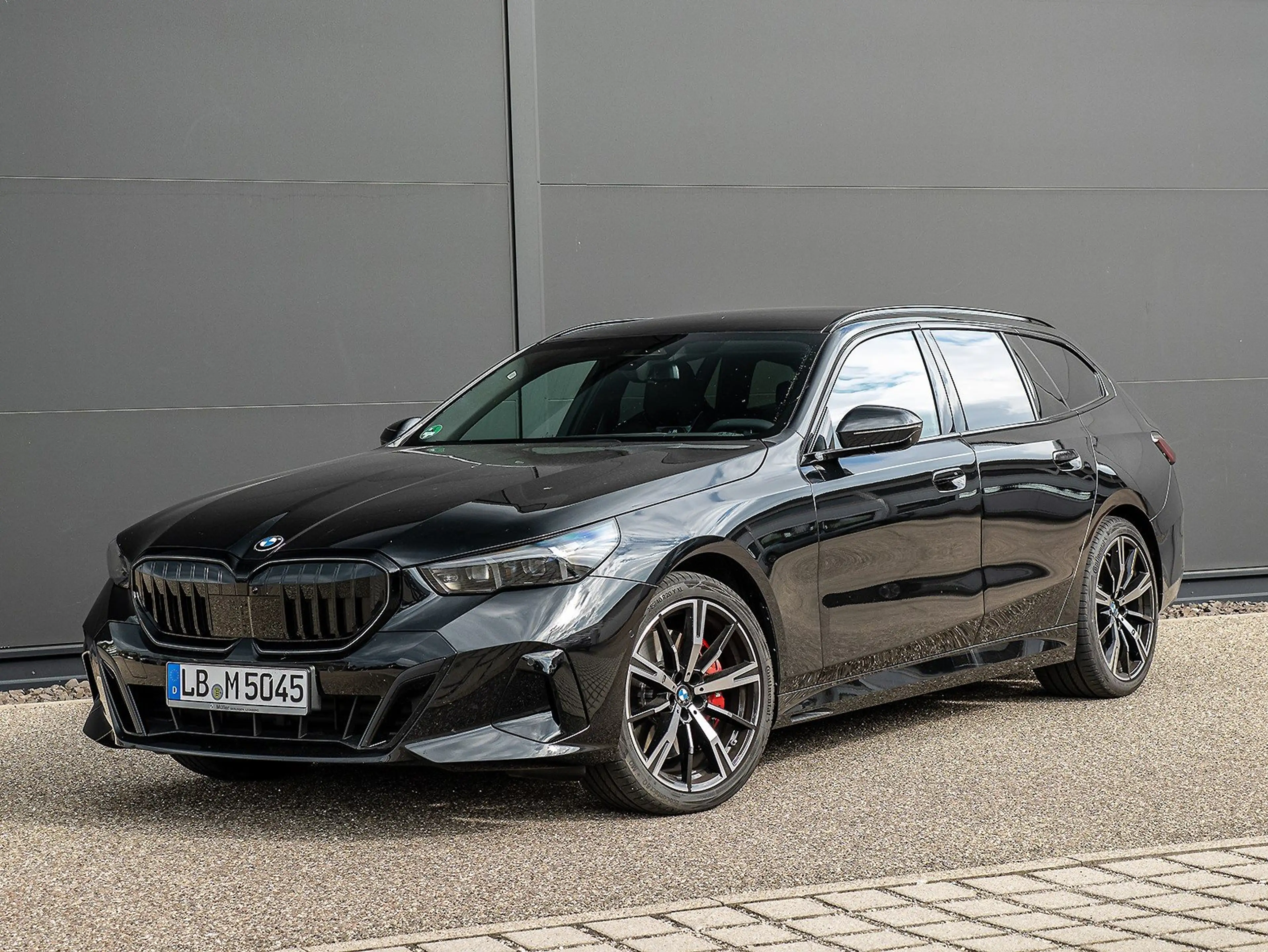 BMW 540 d xDrive HERBSTKNALLER 25.210 EUR sparen!