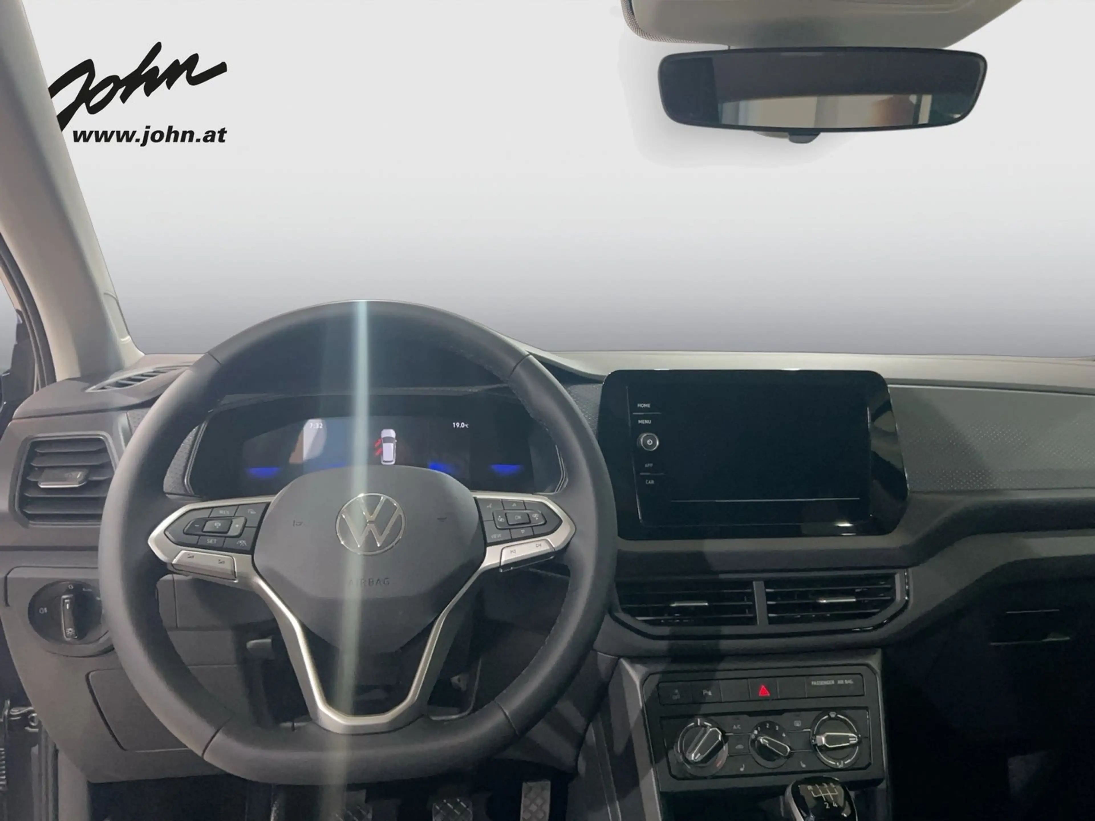 Volkswagen T-Cross 4Me TSI — photo 8