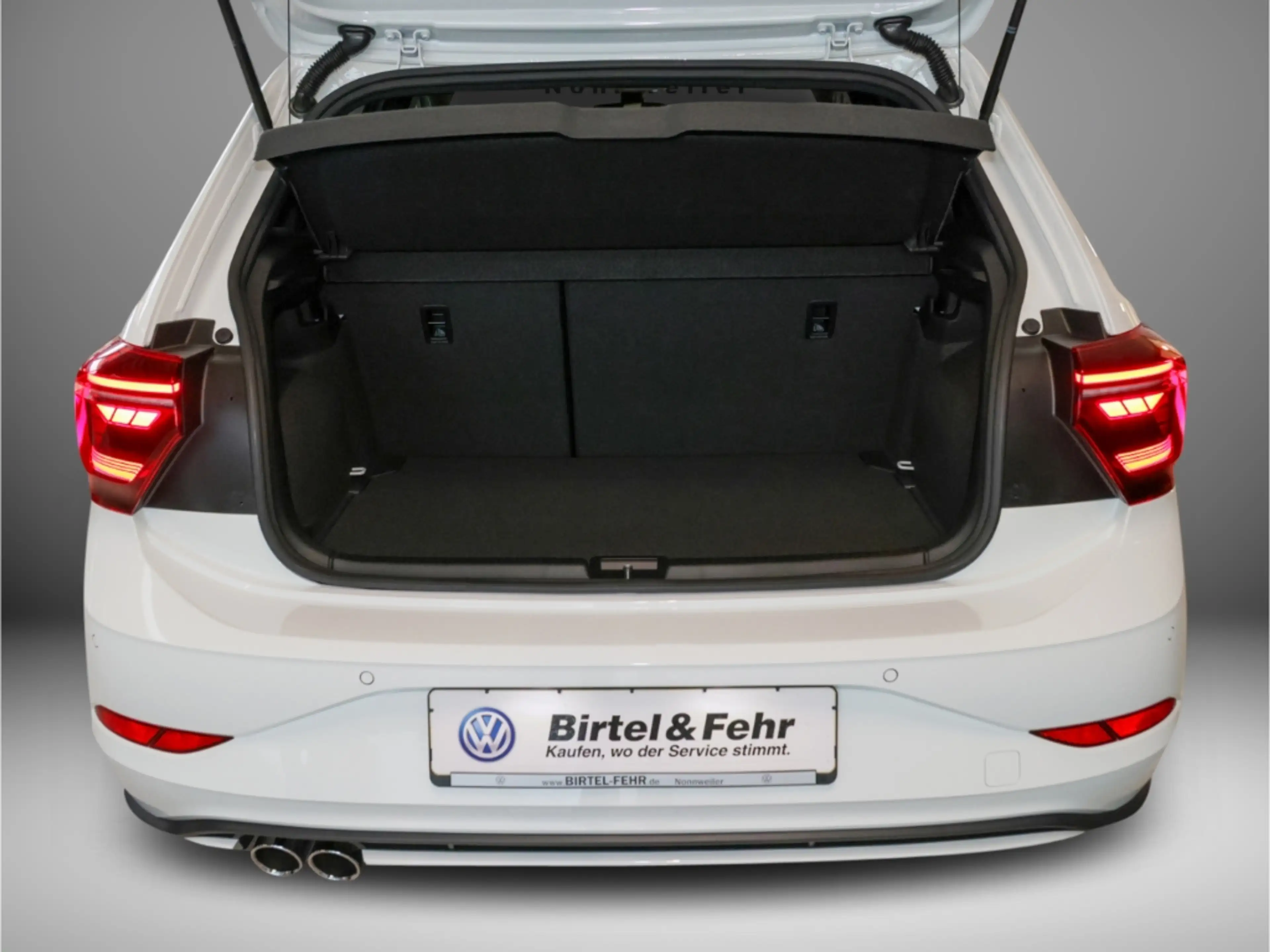 Volkswagen Polo GTI 2.0 TSI DSG IQ Matrix Kamera — photo 5