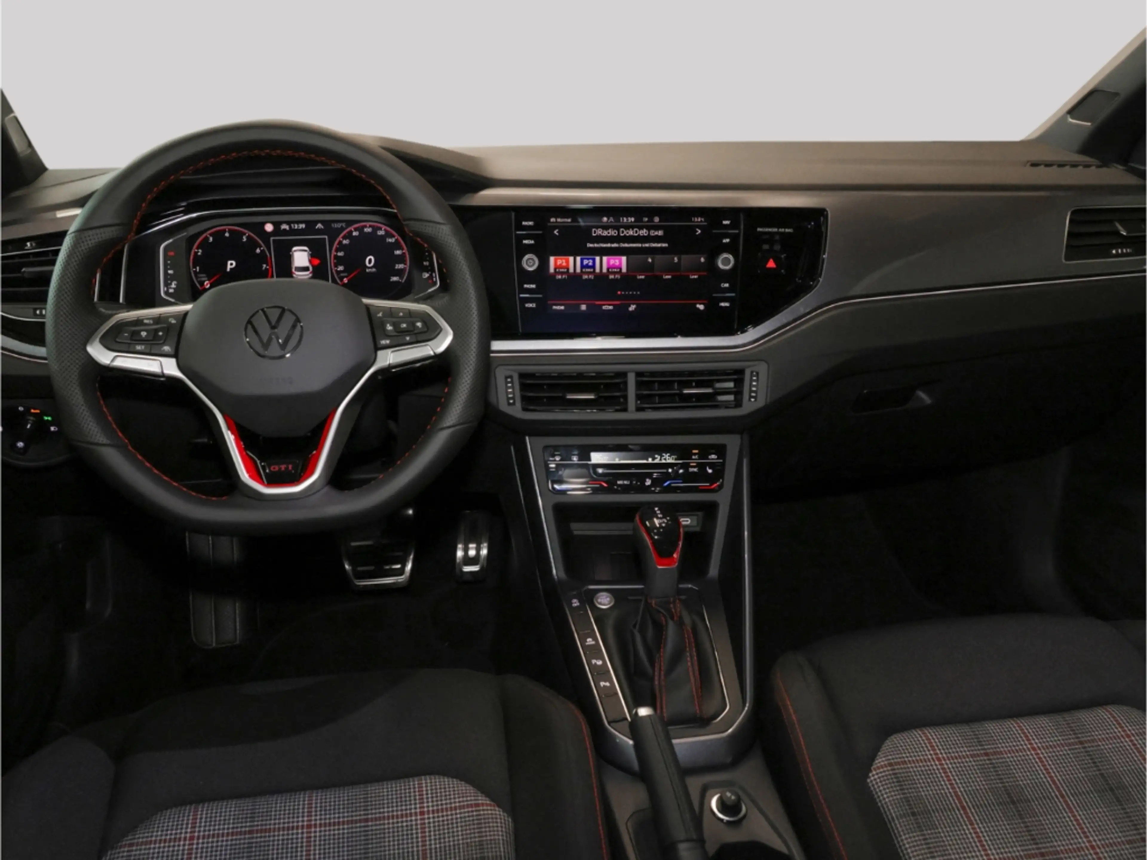 Volkswagen Polo GTI 2.0 TSI DSG IQ Matrix Kamera — photo 9