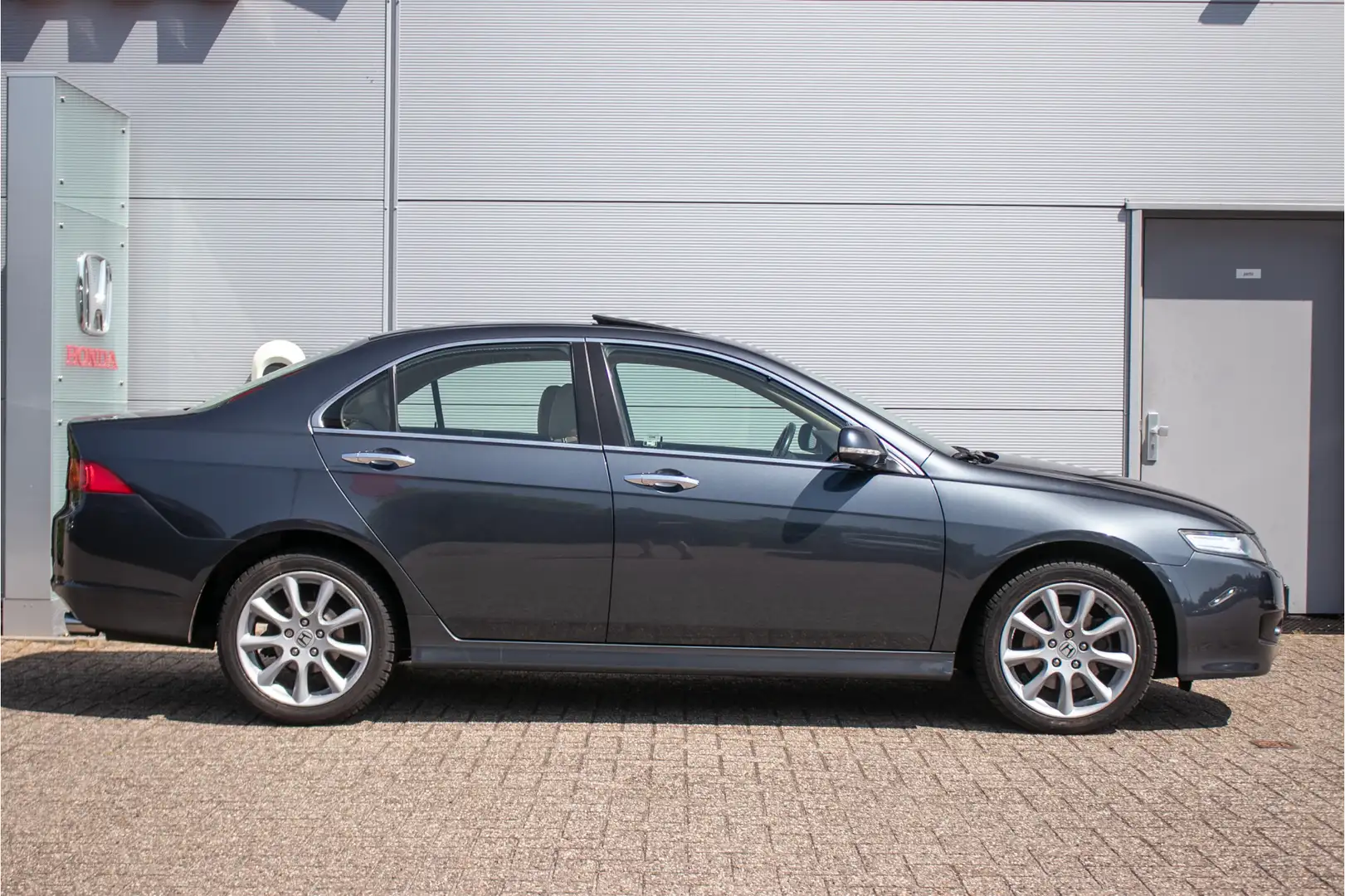 Honda Accord 2.4i Executive Automaat All-in rijklaarprijs | Dea Šedá - 2