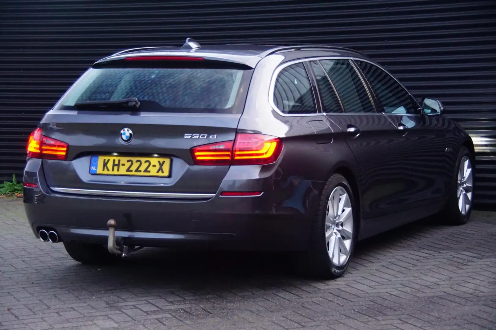BMW 530 5-serie 530d High Executive | Pano | Trekhaak | Ad Gris - 2