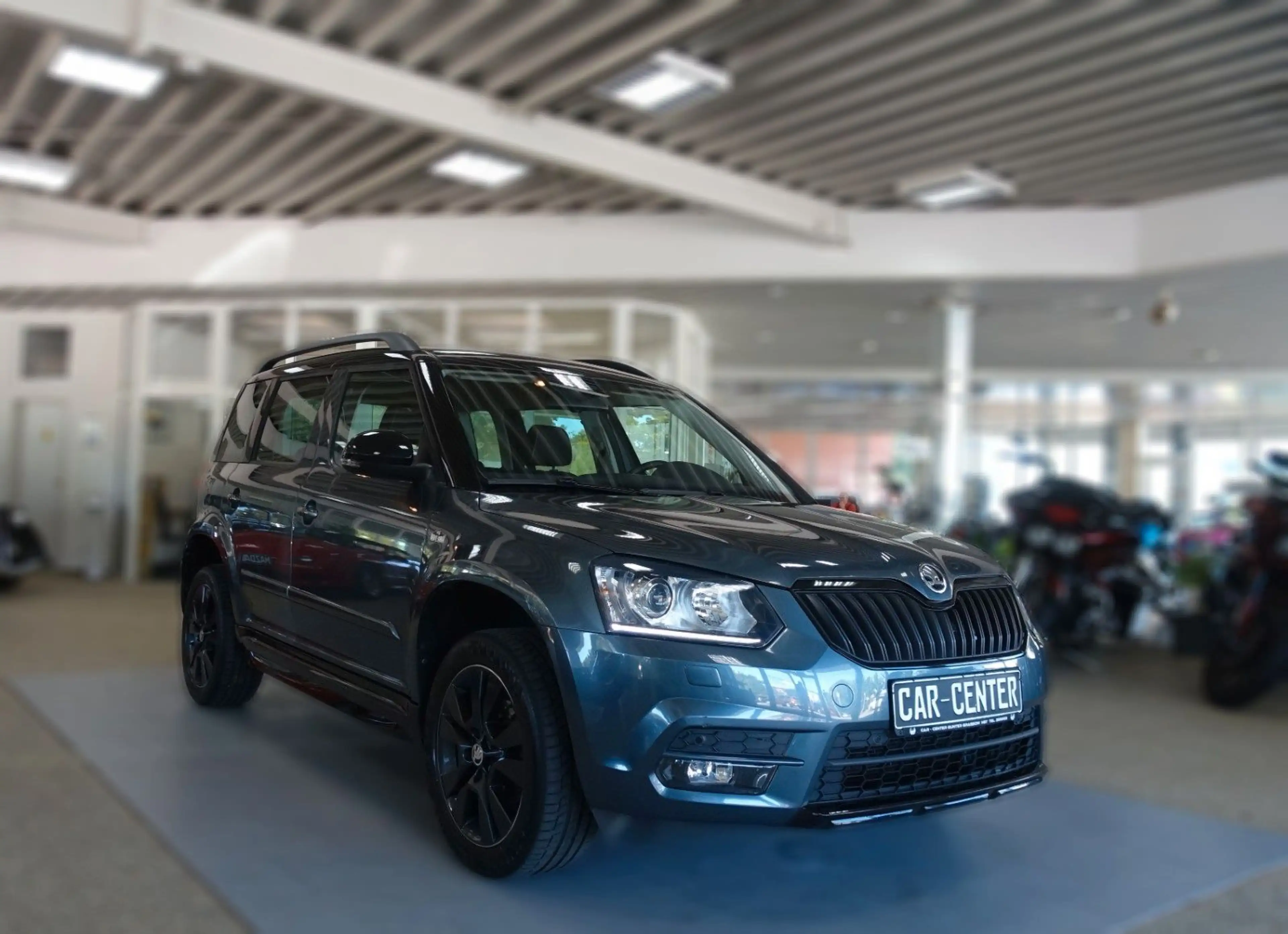 Skoda Yeti Monte Carlo; XEN/ AAC/ SHZ/ AHKv/ PDC/ 1HD — photo 2