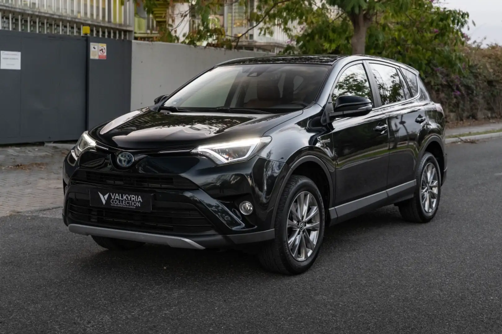 Toyota RAV 4 2.5 hybrid AWD Executive Bleu - 1