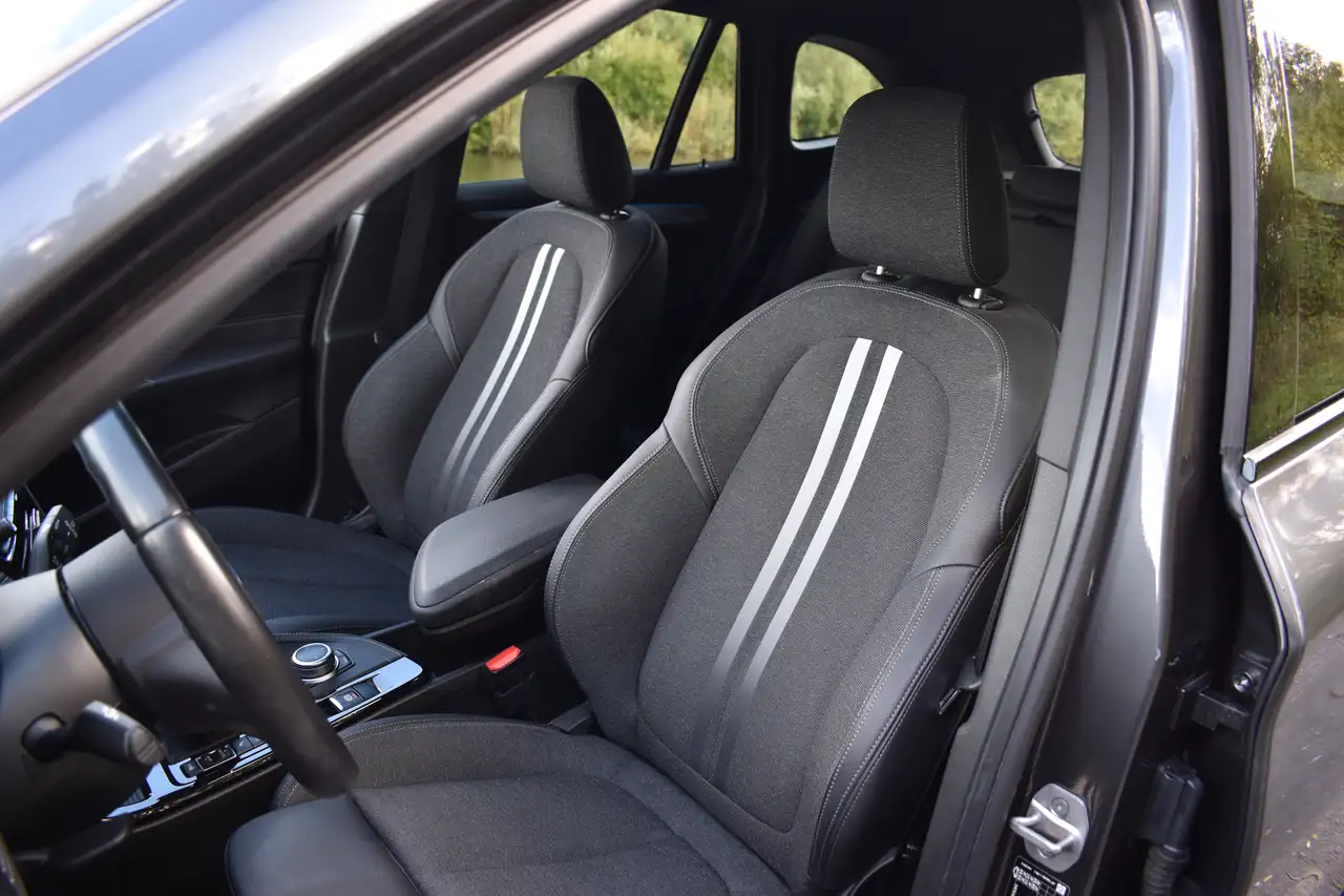 BMW X1 25e M-Sport Zwarte Velgen Incl. Trekhaak Camera, миниатюра 21