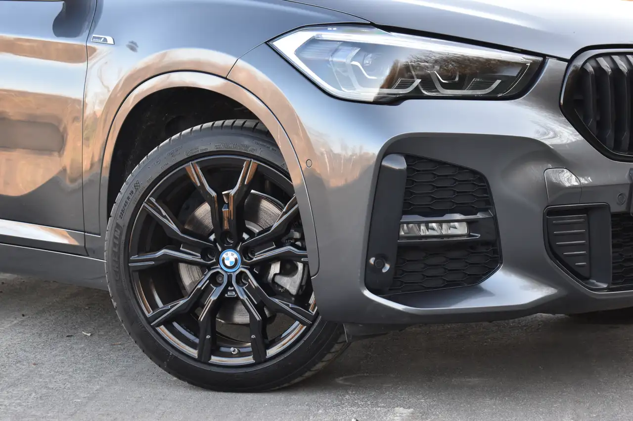 BMW X1 25e M-Sport Zwarte Velgen Incl. Trekhaak Camera, миниатюра 6