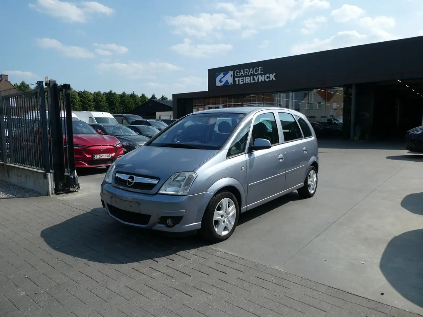 Opel Meriva 1.3 CDTi 75pk Business Trekhaak garantie (56985) Grijs - 1