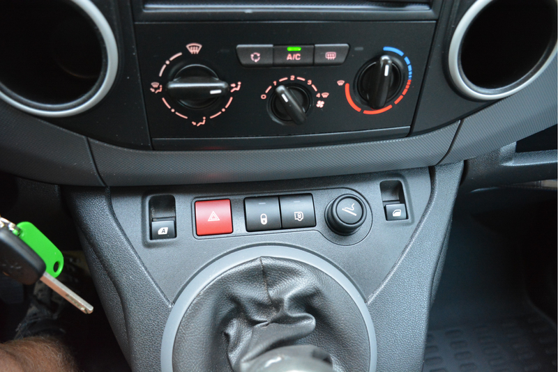 Peugeot Partner 120 1.6 HDi 90 L1 XR Airco Cruise Control — photo 21