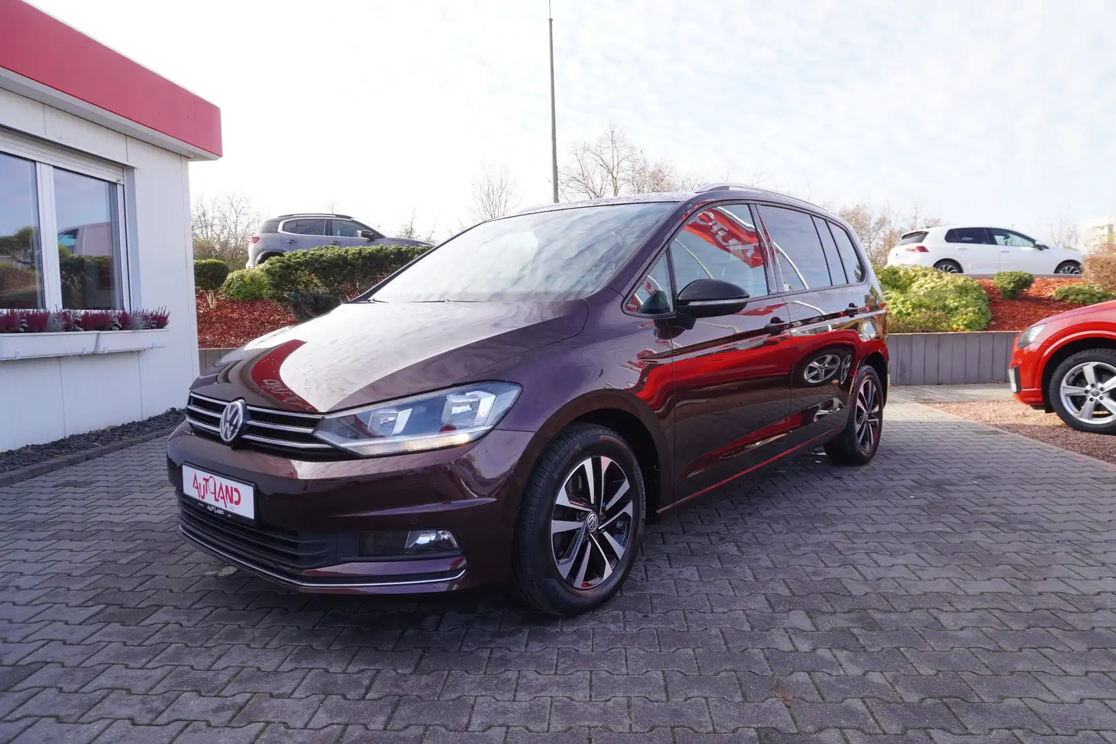 Volkswagen Touran 1.6 TDI IQ.DRIVE 7-Sitzer Panorama AHK Violett - 2